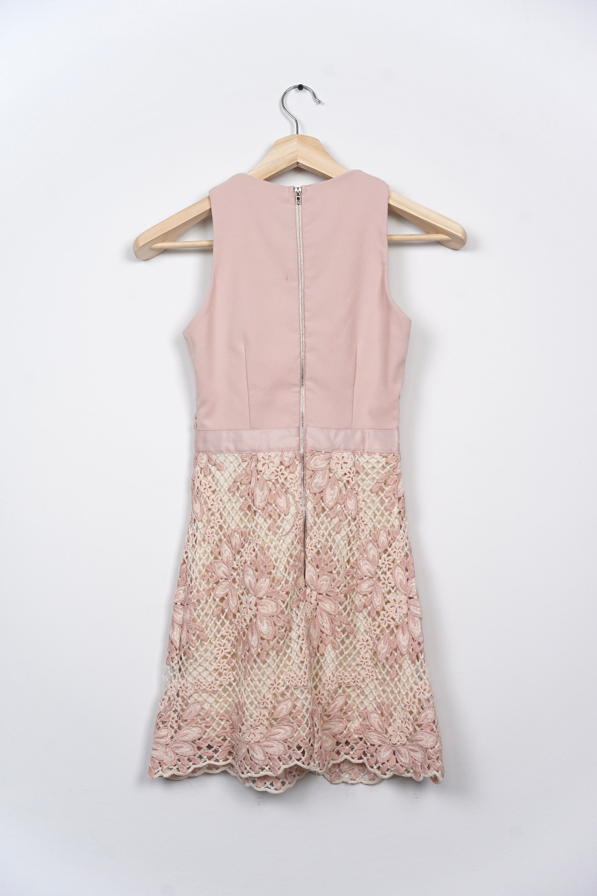 Odita Lace Dress in Pink