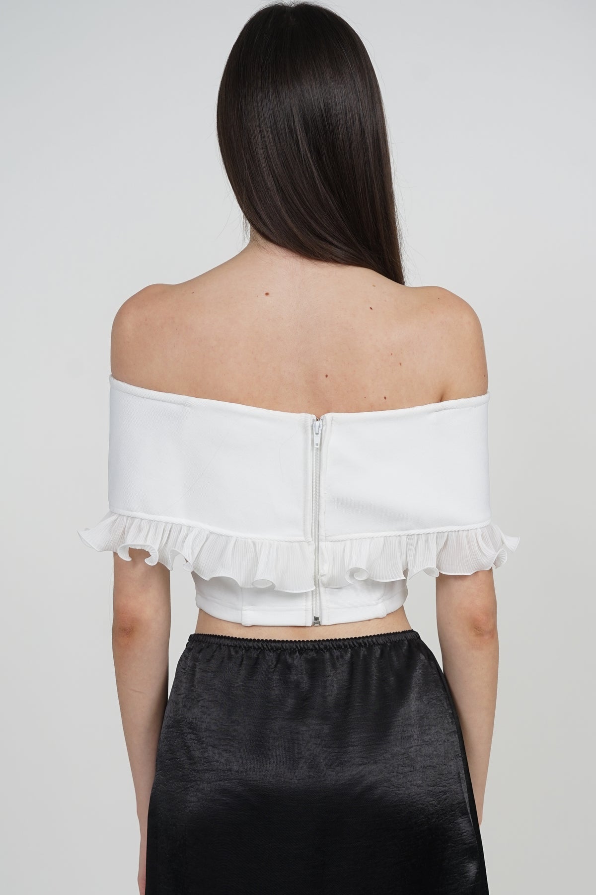 Off-Shoulder Ruffled Frill-Hem Top in White
