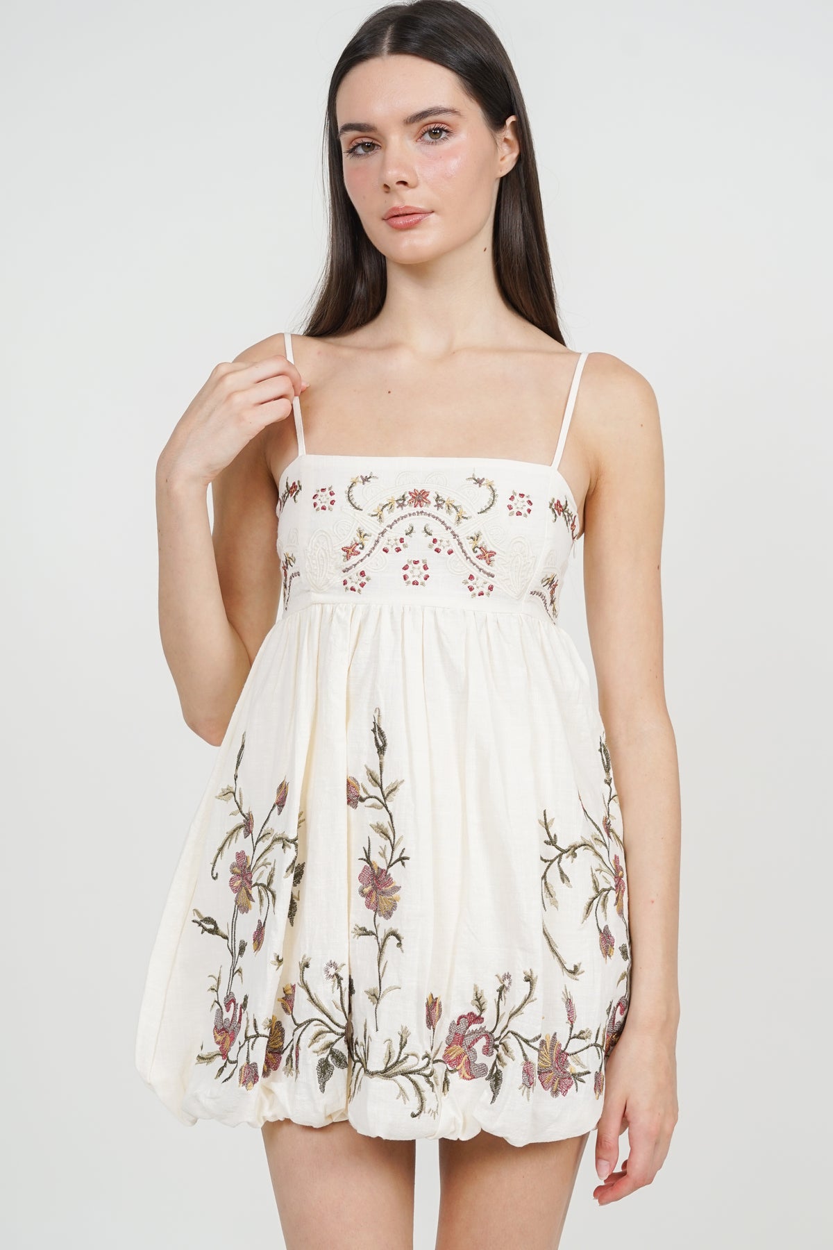 Balloon-Hem Embroidered Top in Cream Floral