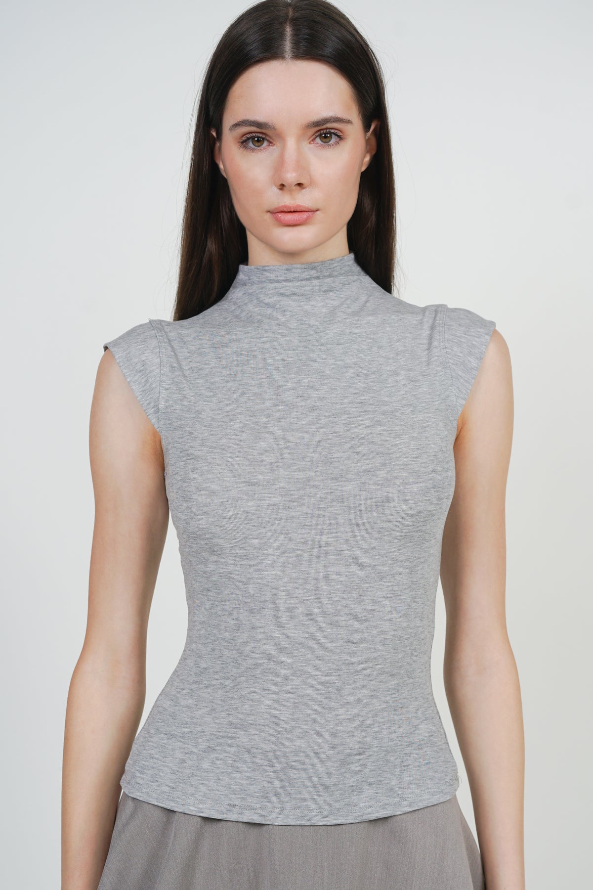 Turtleneck Cap Sleeve Top in Heather Grey