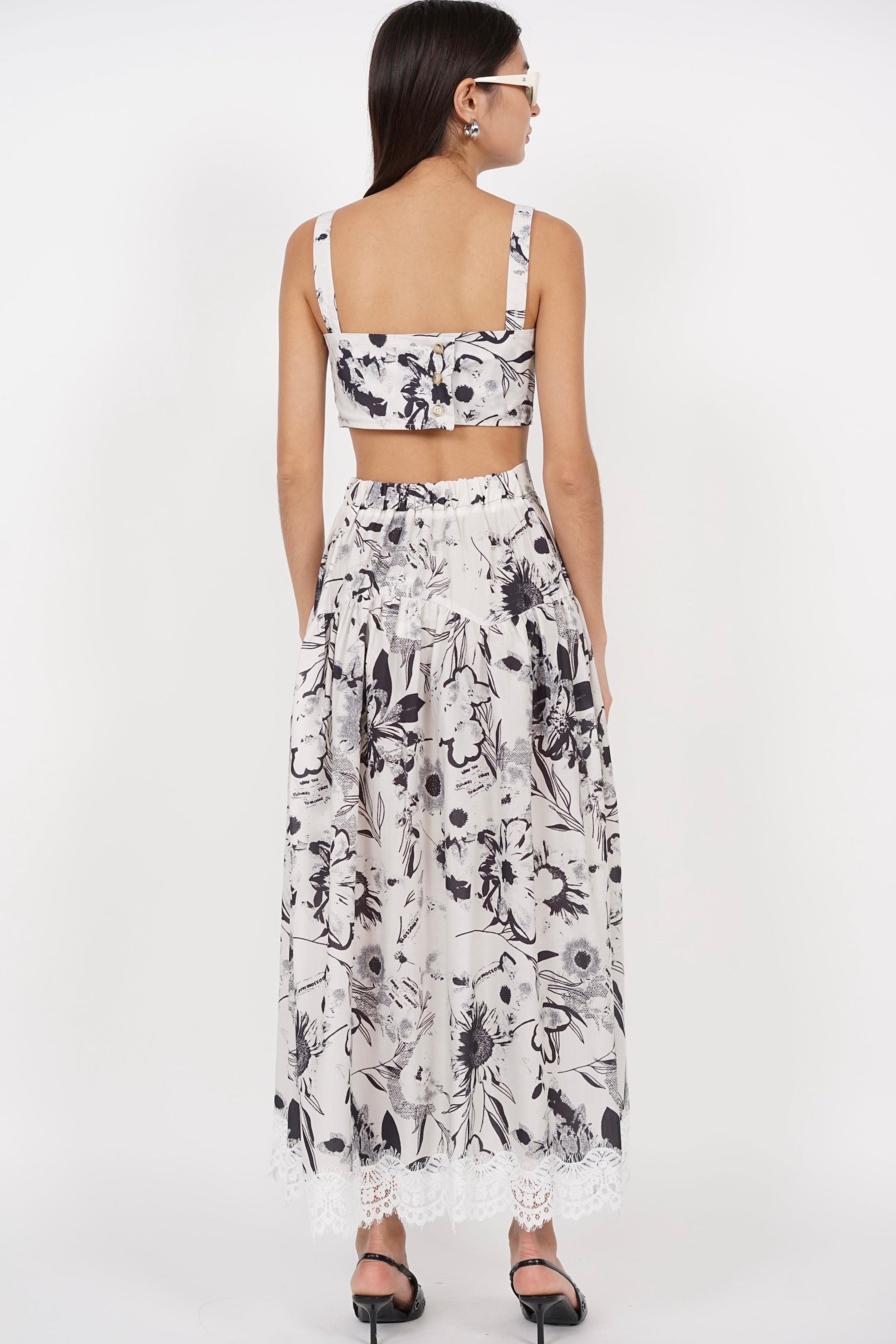 Flare Lace Trim Skirt in White Floral
