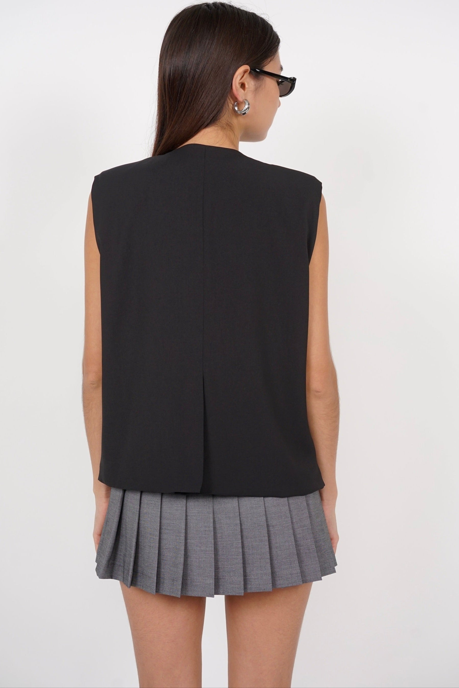 Two-Piece Layered Vest Set in Black