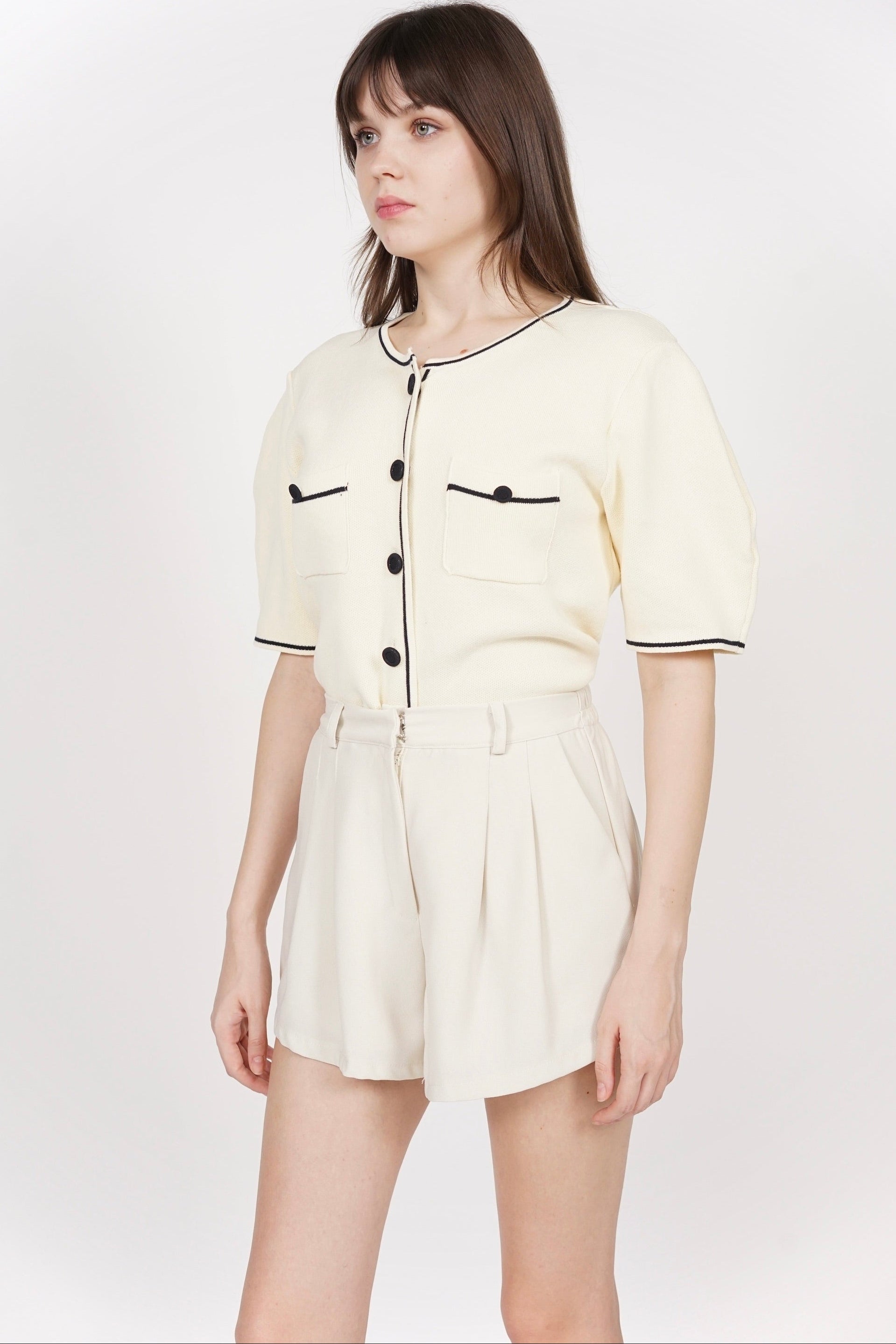 Double Pleated Shorts in Ecru