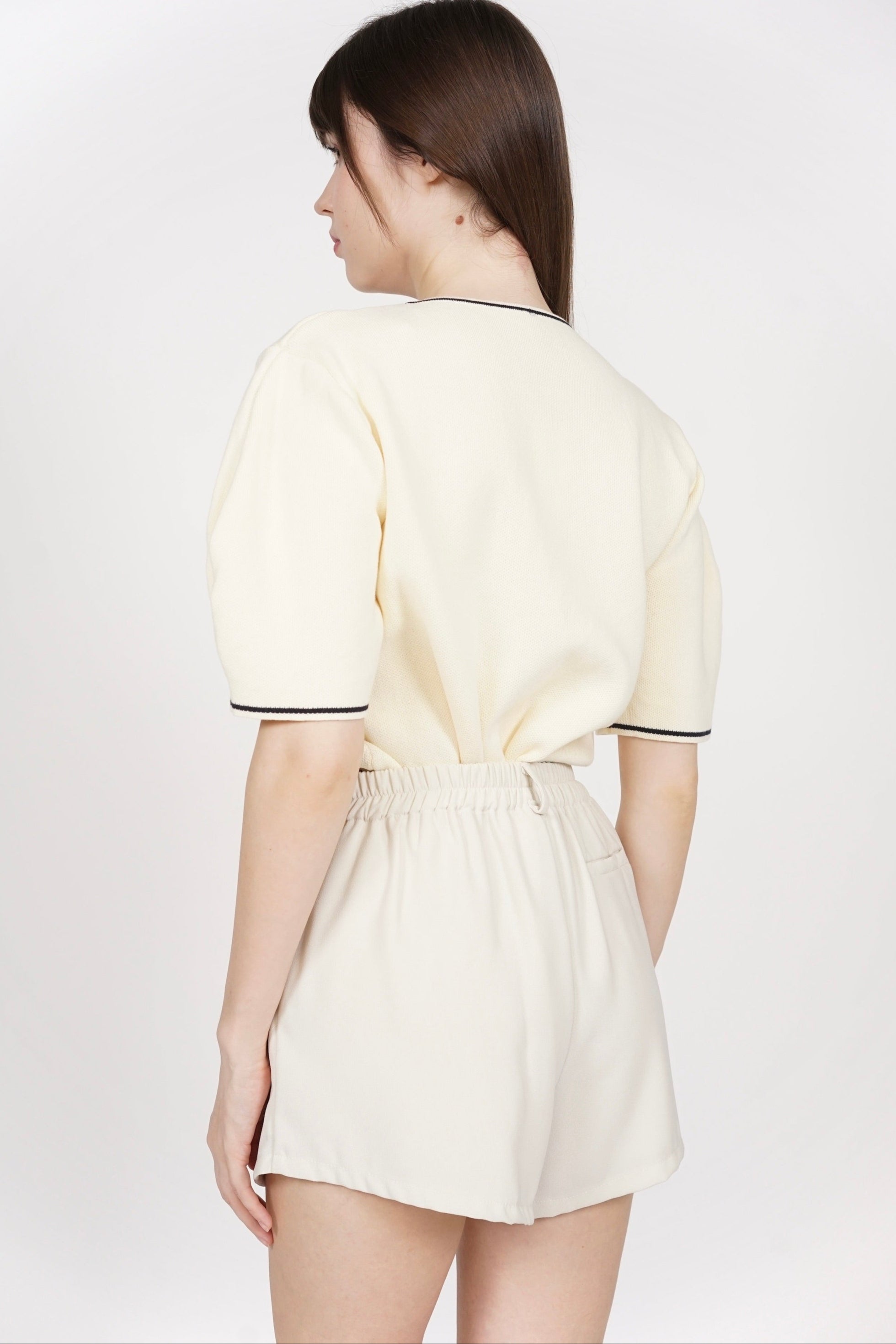 Double Pleated Shorts in Ecru