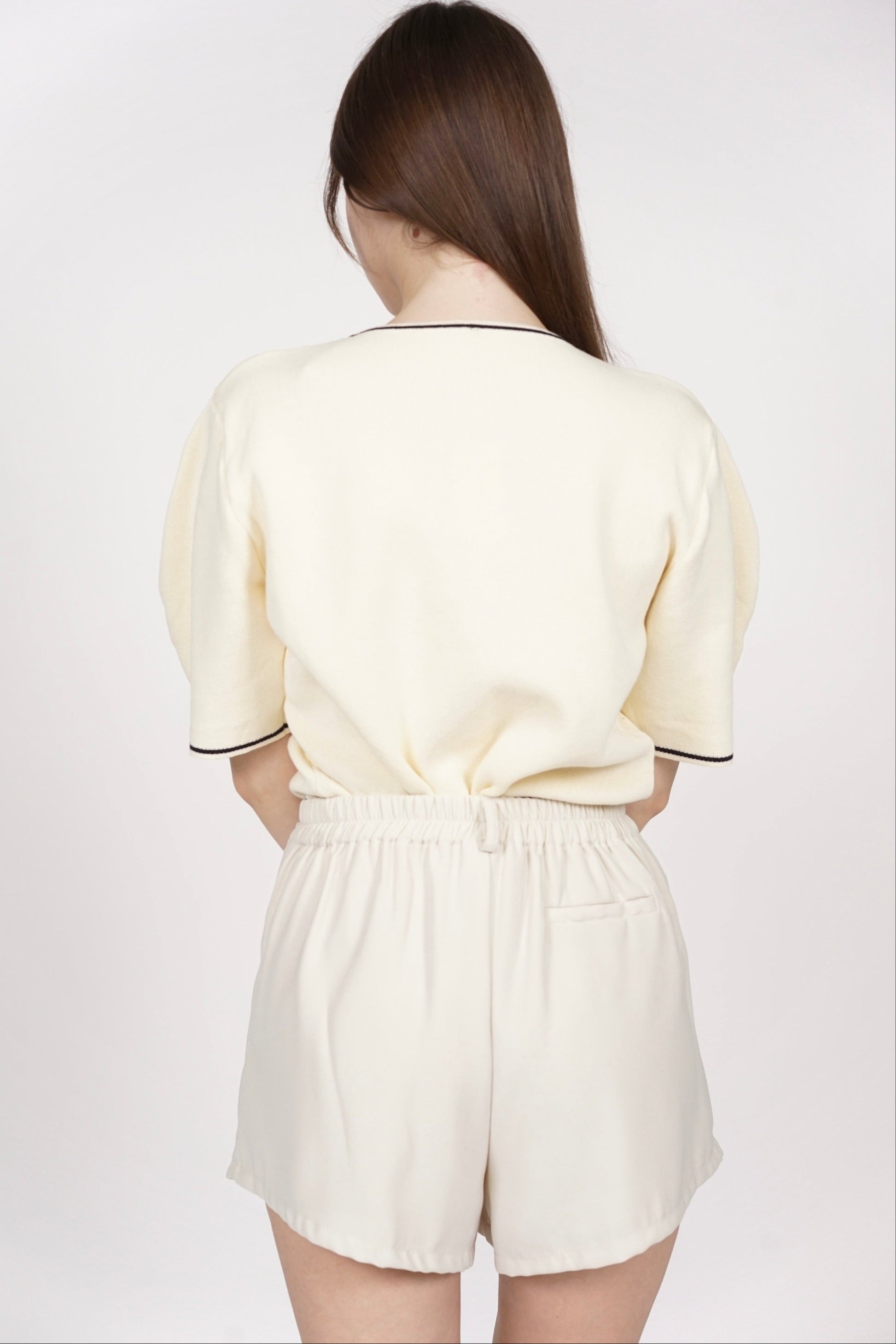 Double Pleated Shorts in Ecru