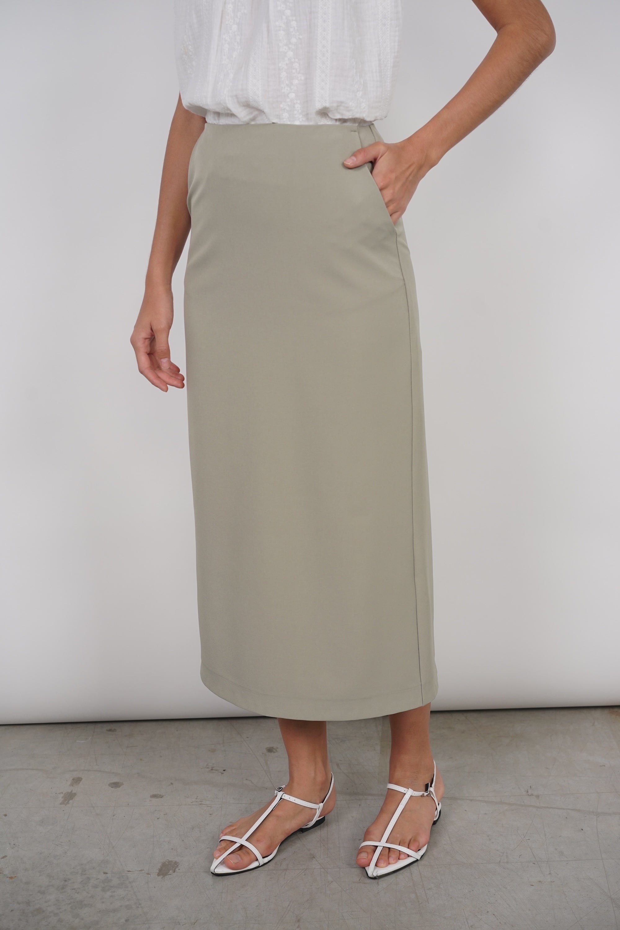 Pencil Cut Skirt in Pistachio