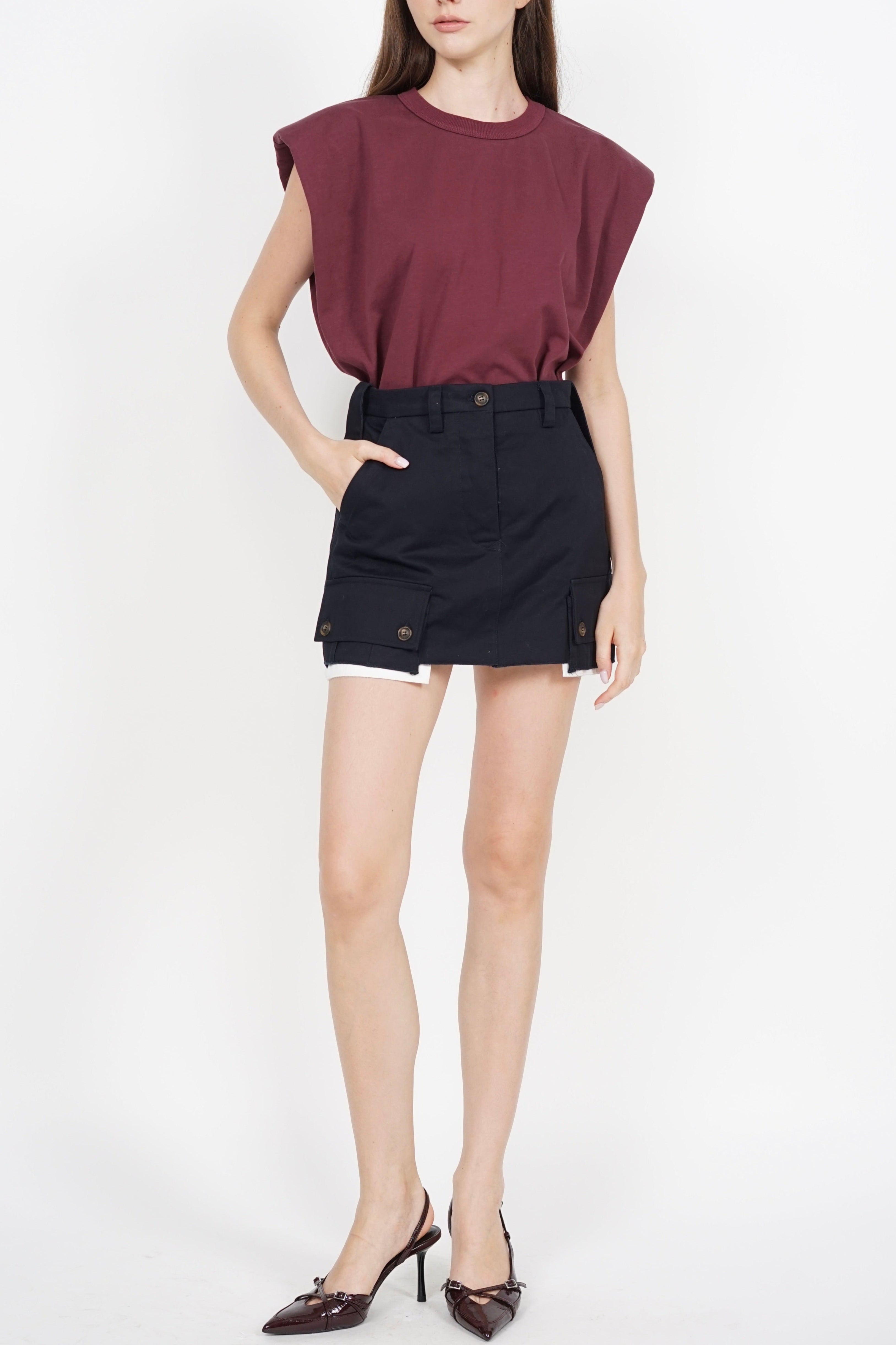 Muscle Tank Top in Maroon