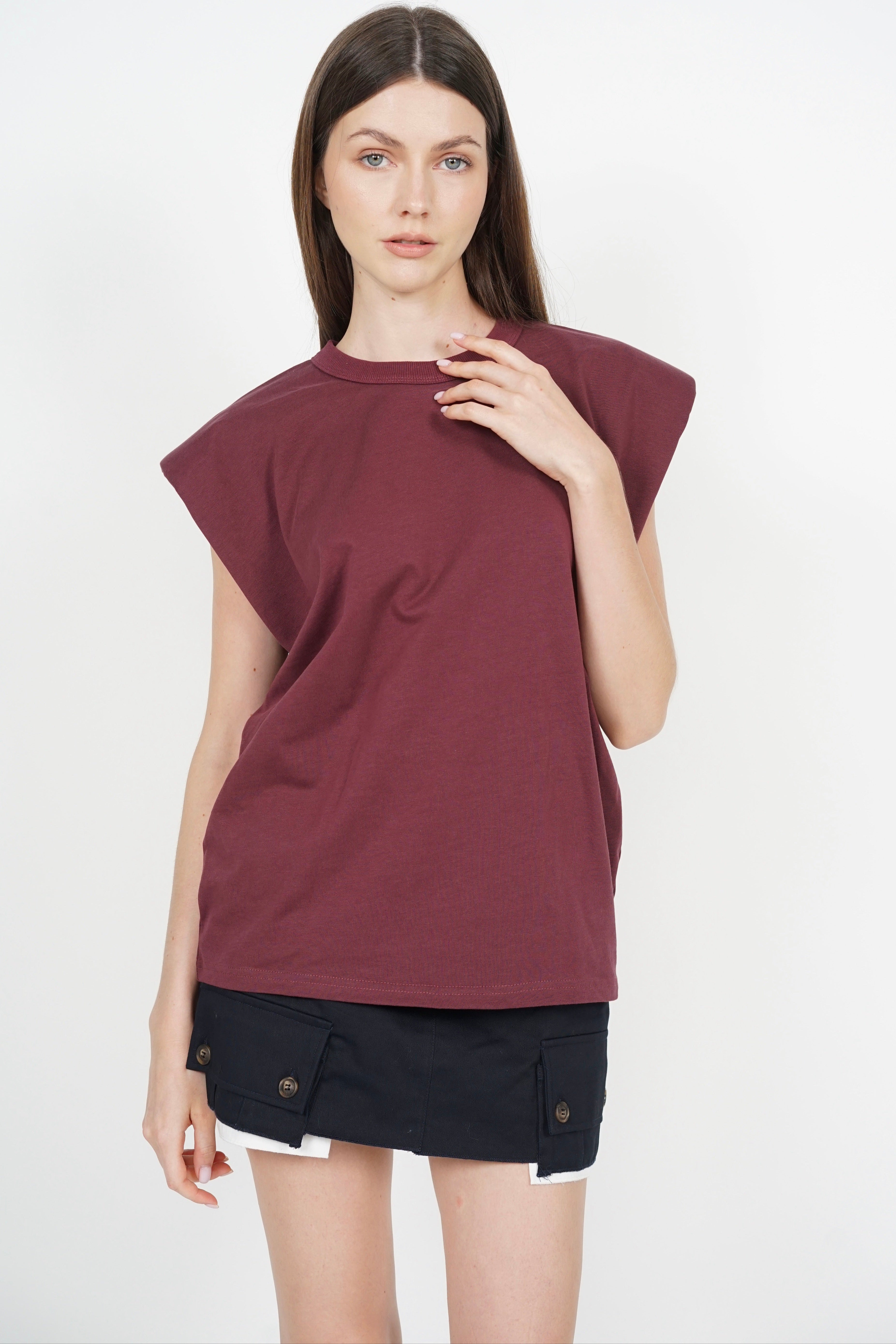 Muscle Tank Top in Maroon