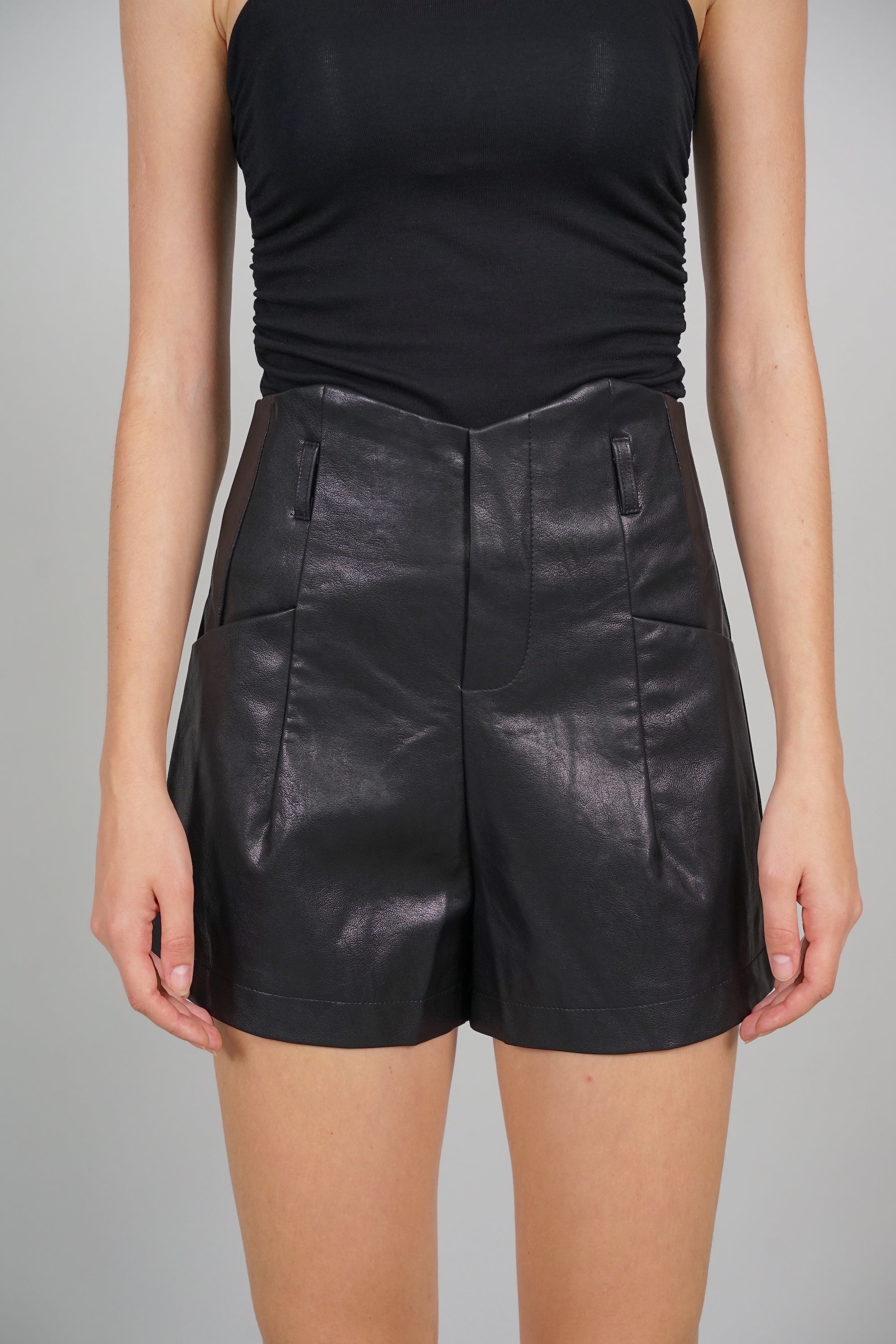 EVERYDAY / Zadie Leather Shorts in Black