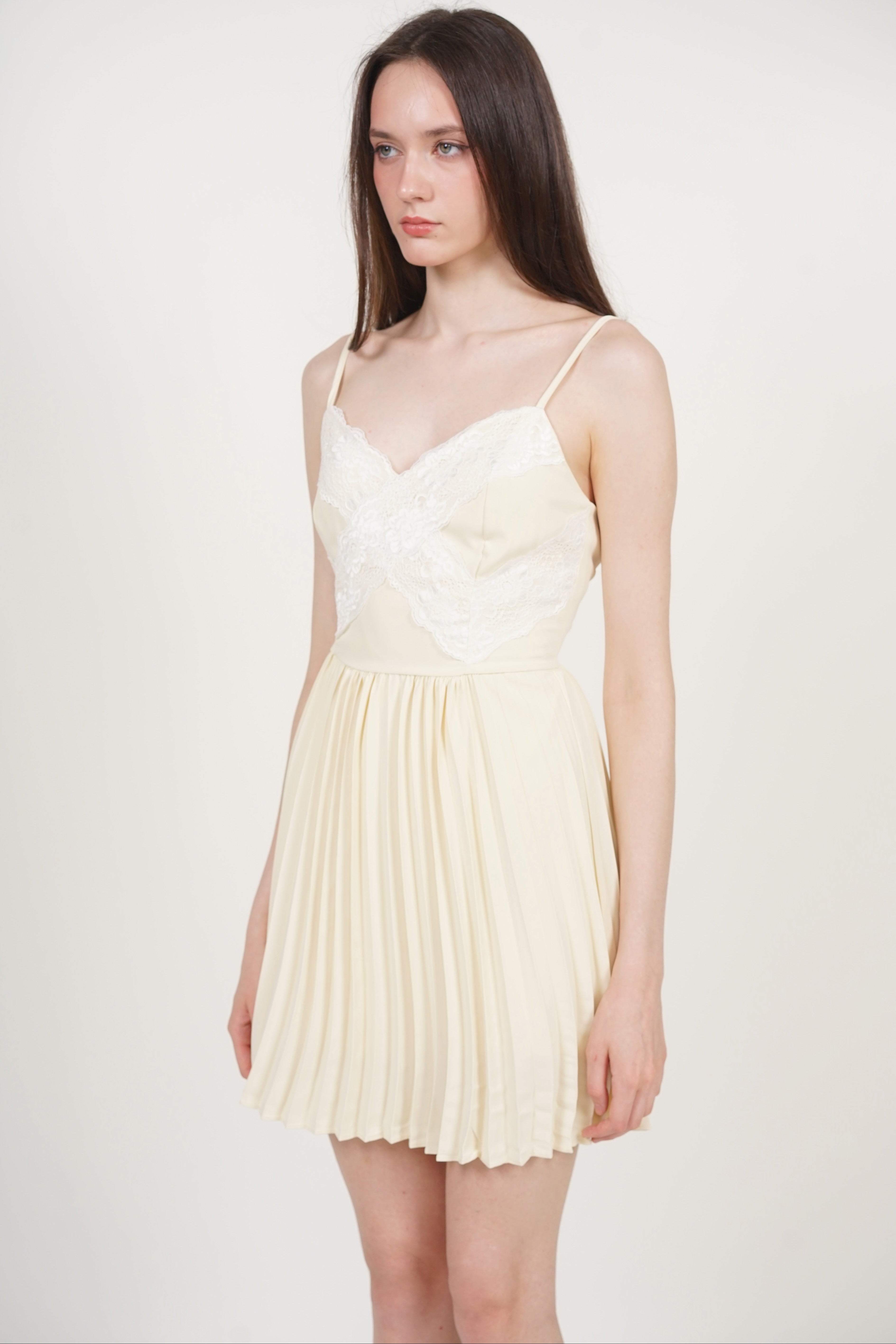 Cami Lace Pleated Romper in Buttercup