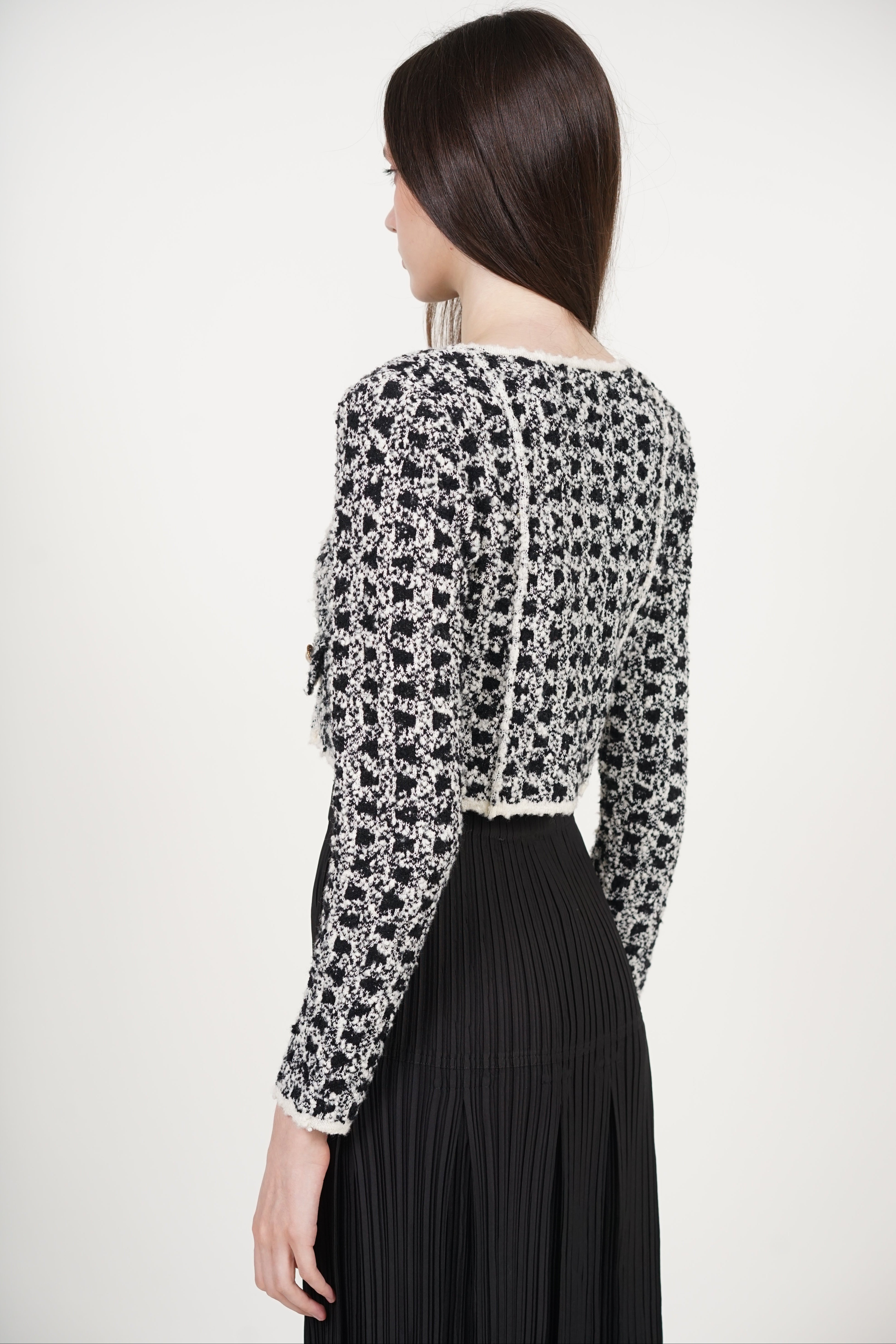 Pearl Button Knit Jacket in Black White