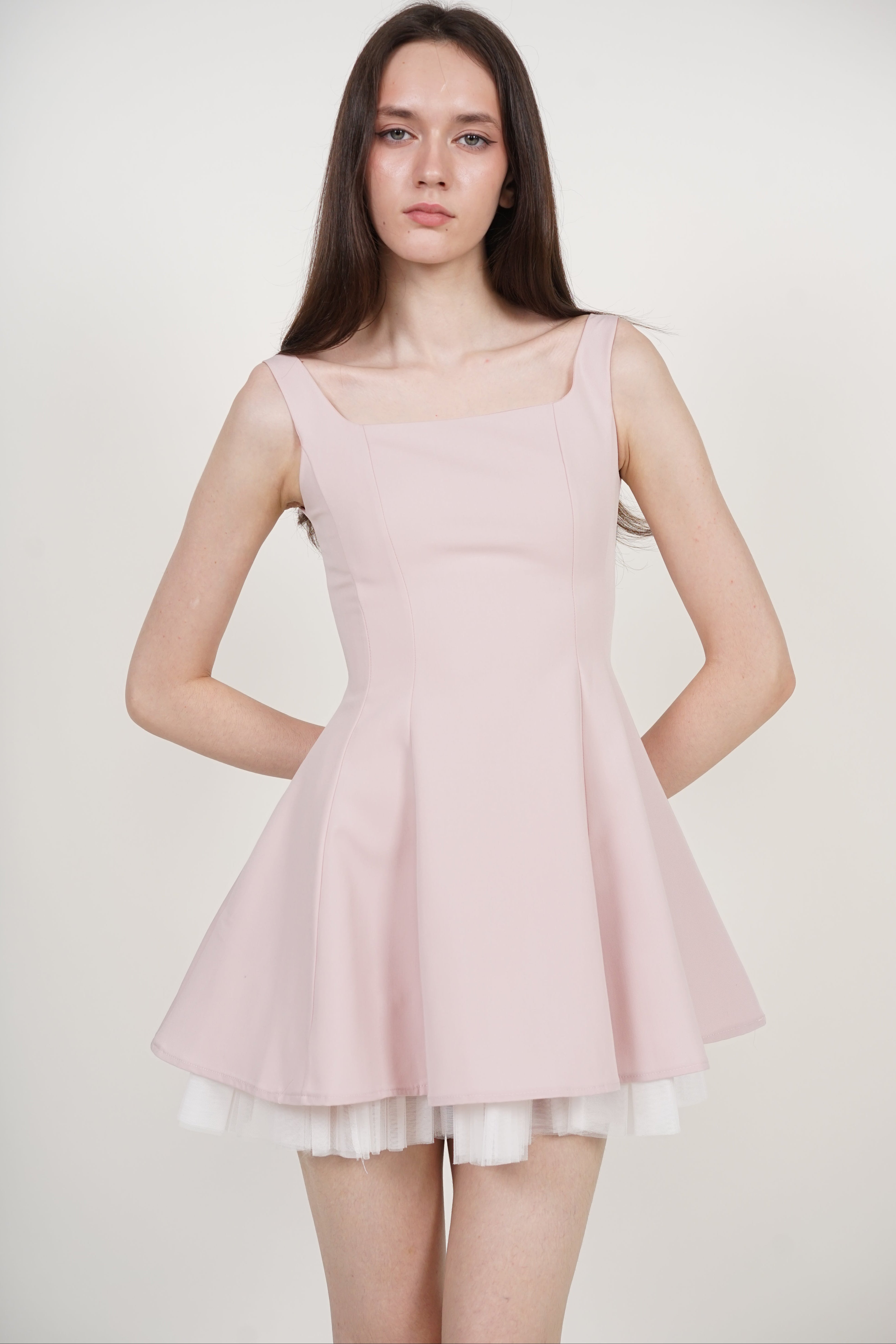 Sleeveless Contrast Mini Dress in Pink