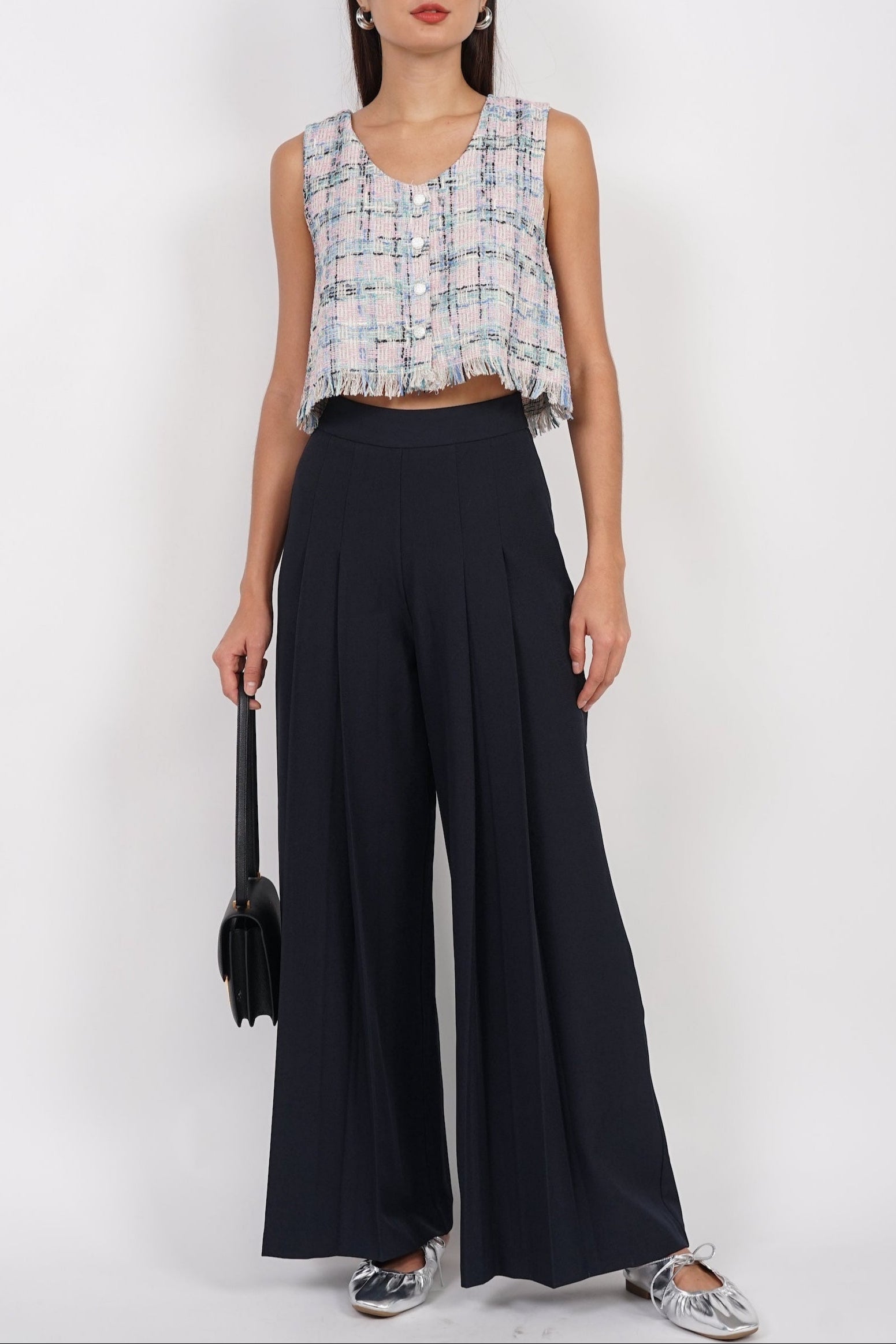 Sleeveless Tweed Fray Hem Top in Pink