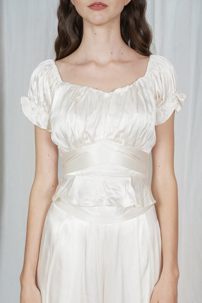 Jorin Puffy Top in Ivory