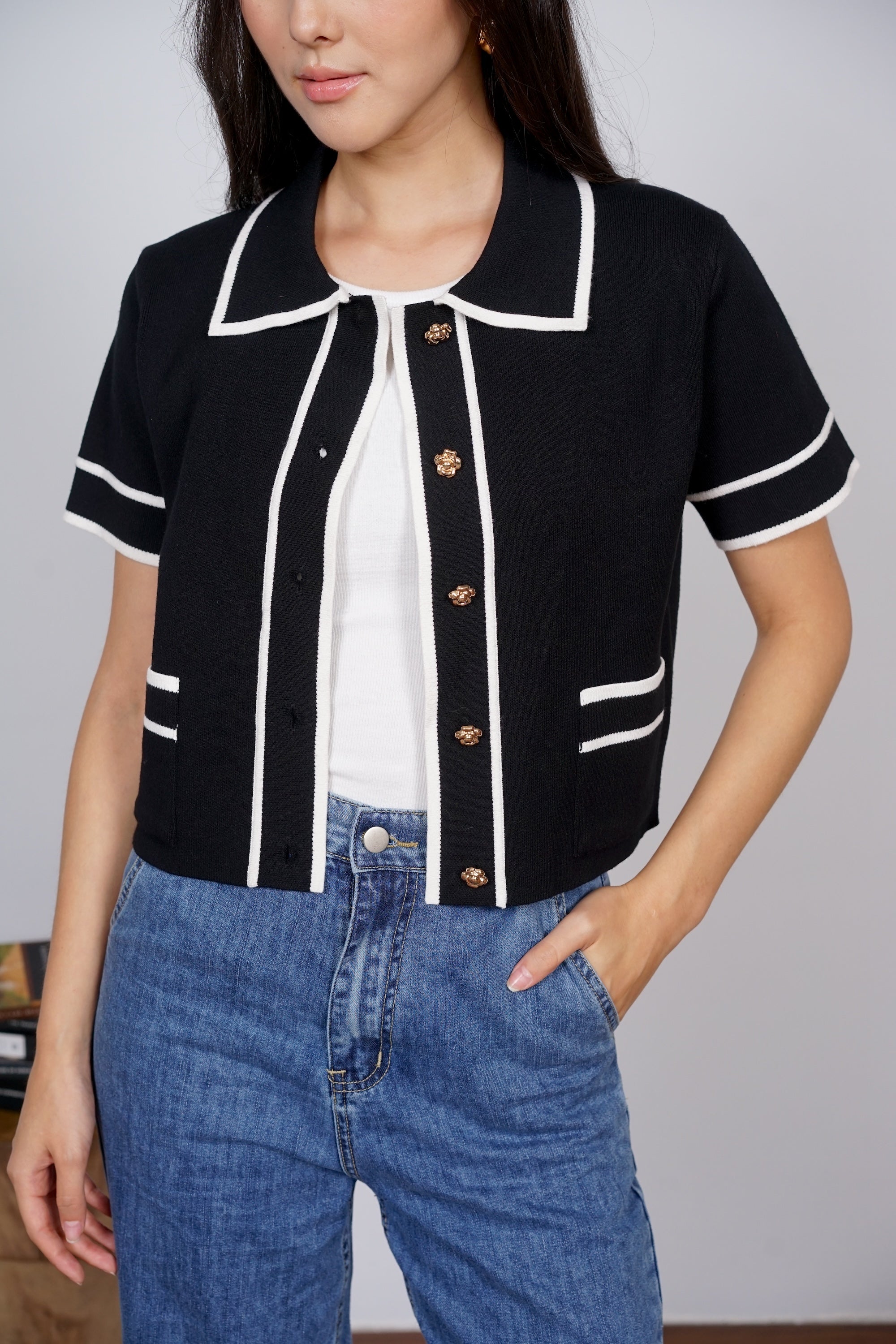 Camellia Contrast Knit Blouse in Monochrome
