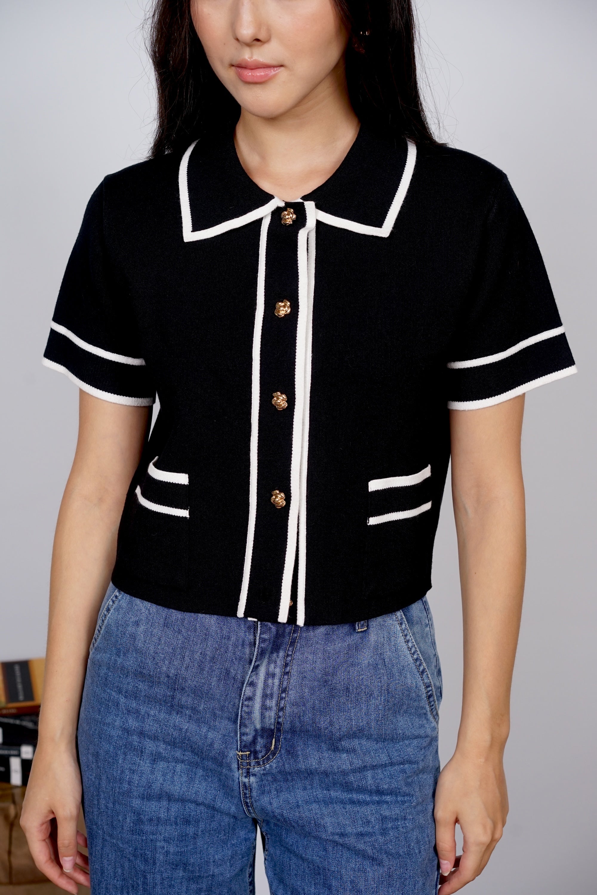Camellia Contrast Knit Blouse in Monochrome