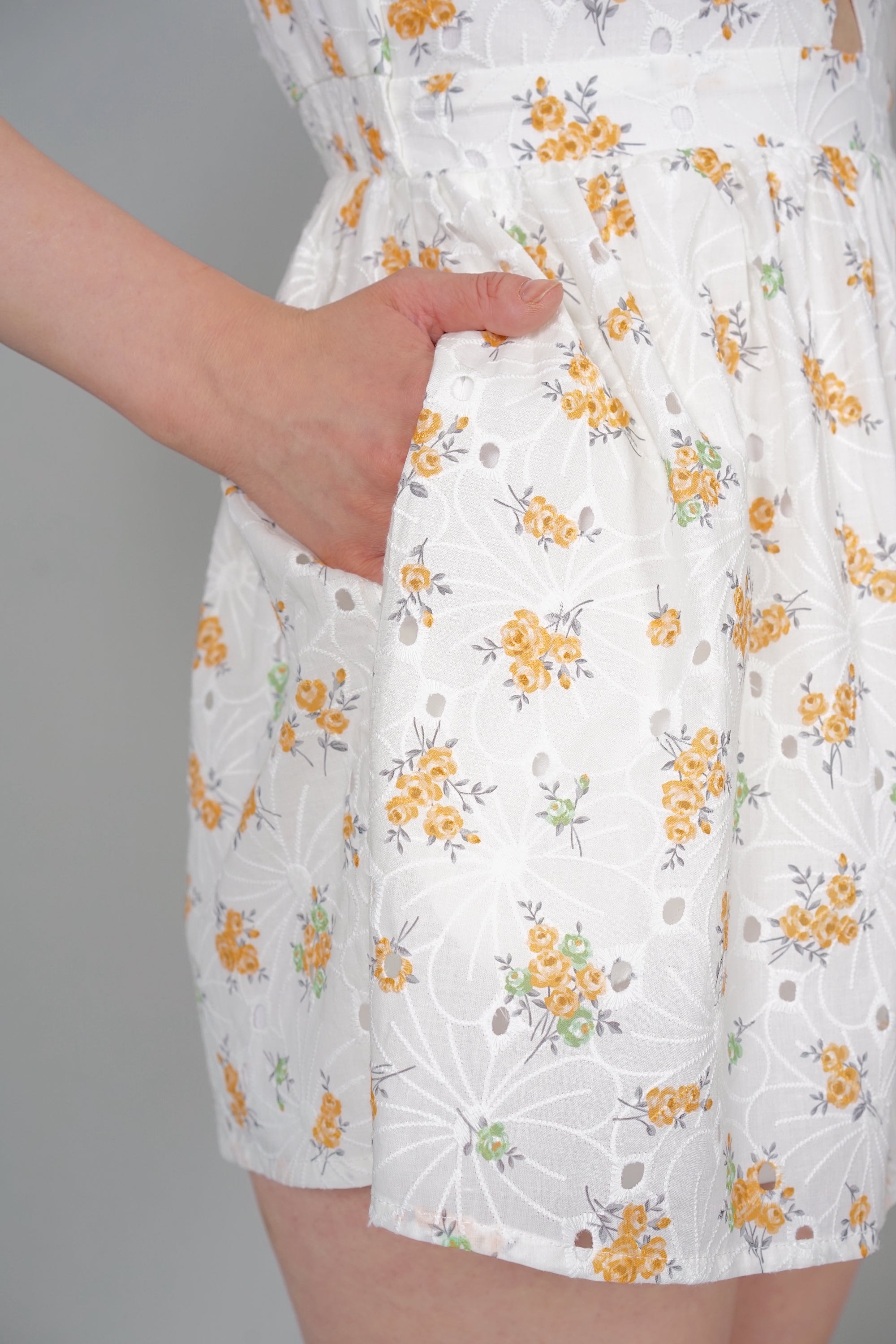 Araya Puffy Romper in White