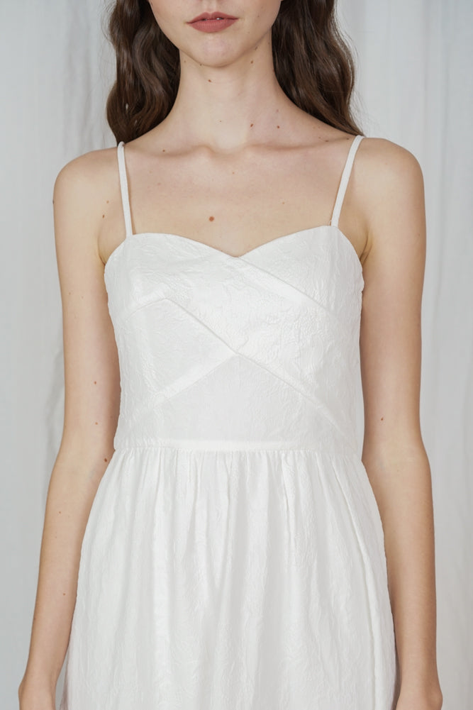 Melisea Gathered Dress in White