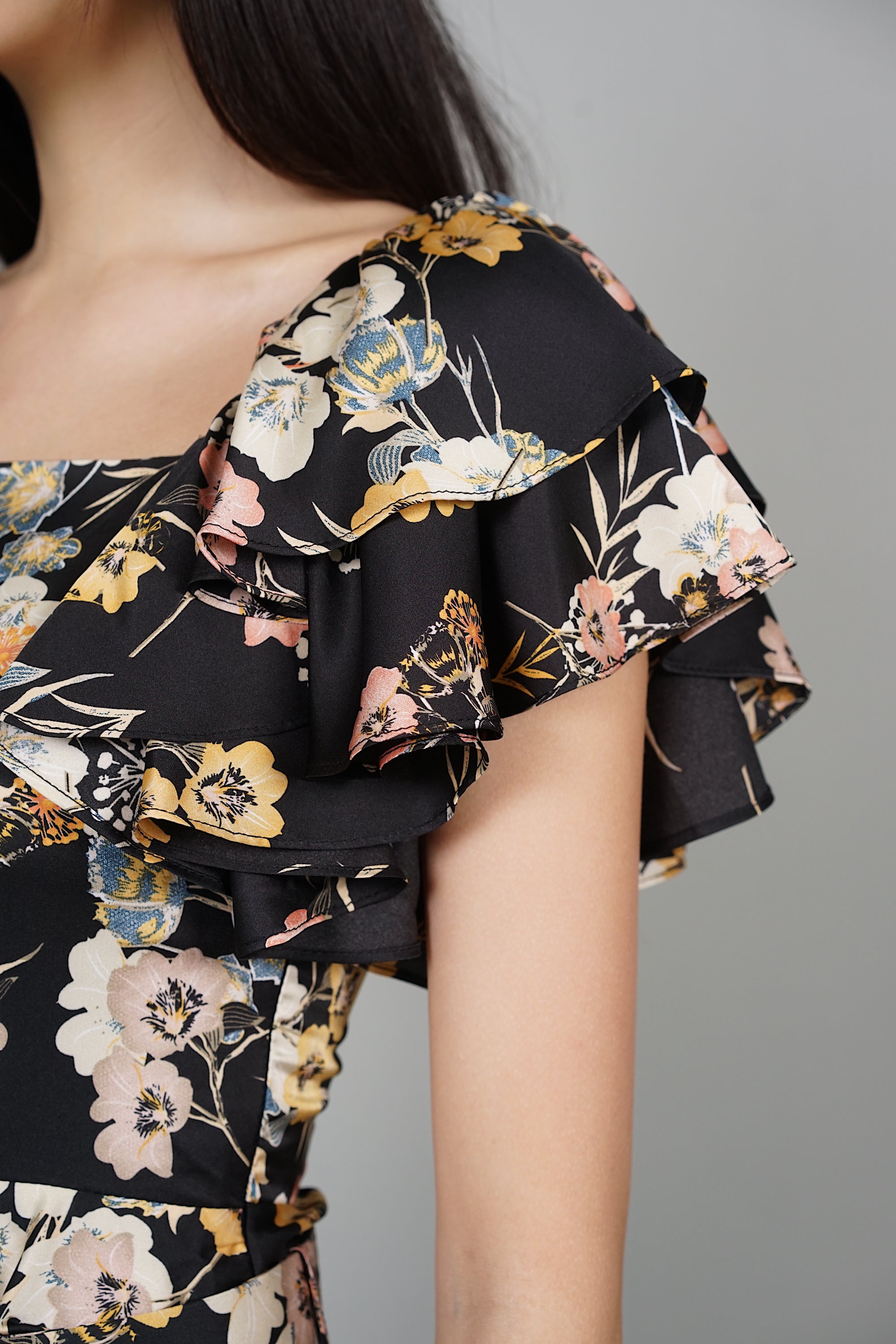 Huda Ruffled Top in Black Floral