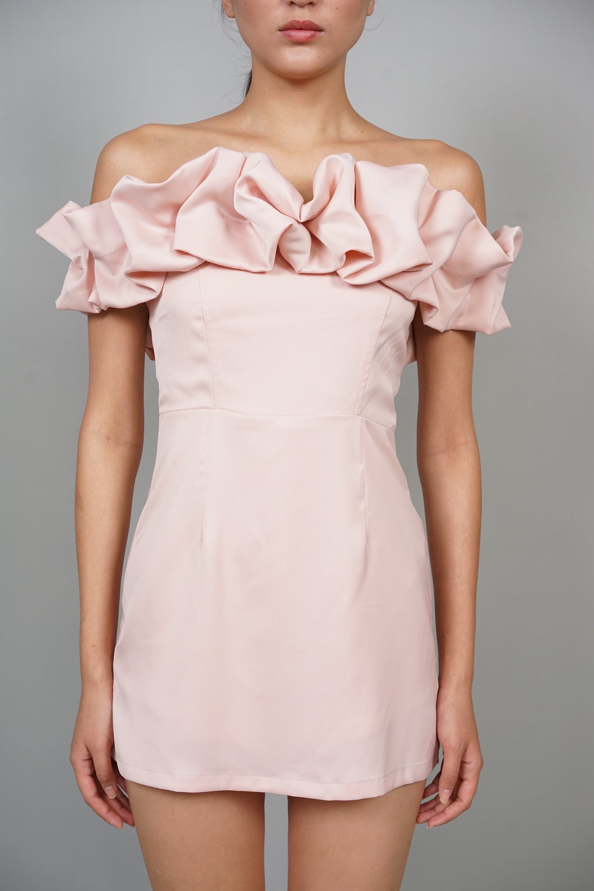Nalla Ruffled Puffy Romper in Pink