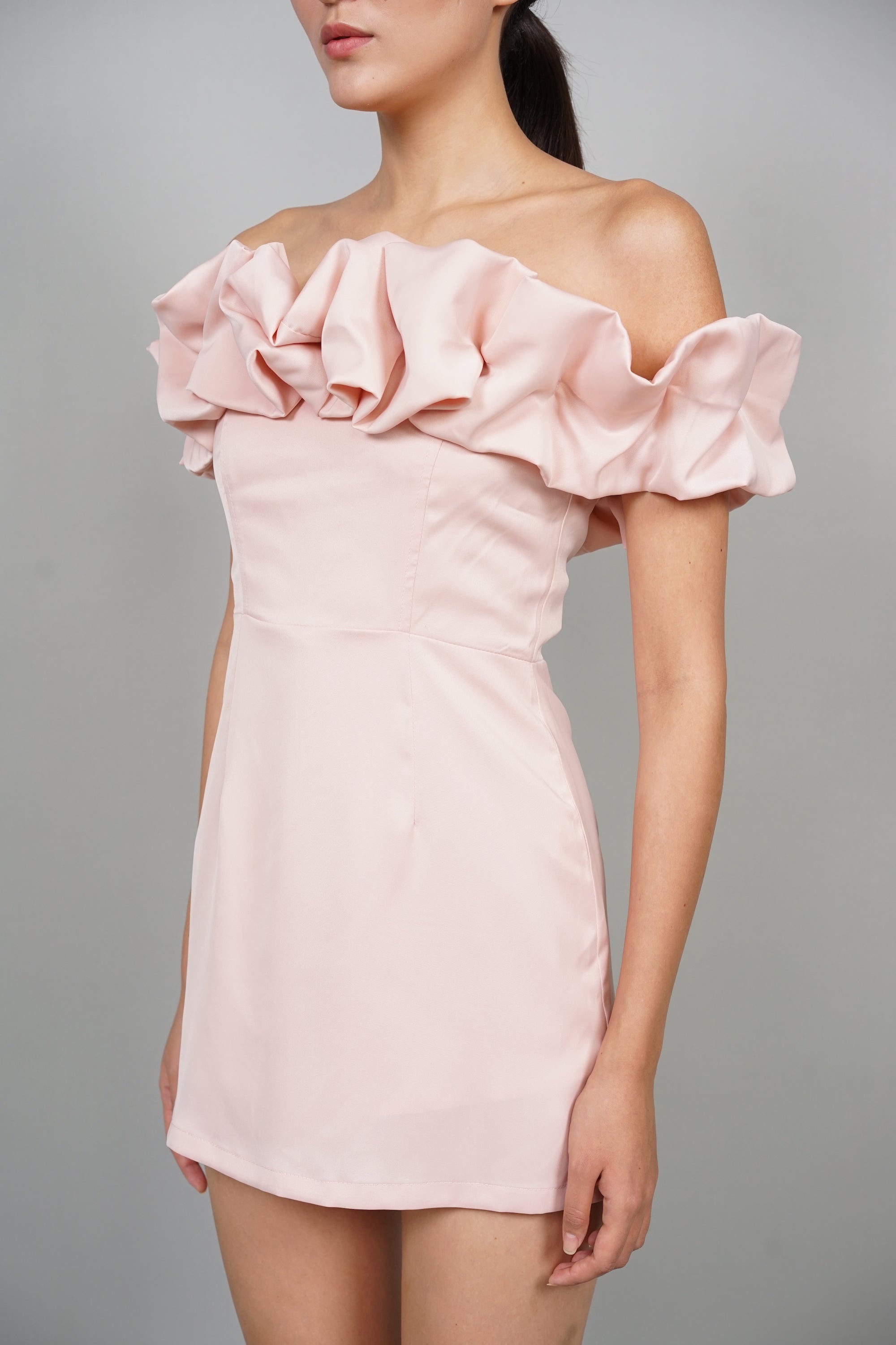 Nalla Ruffled Puffy Romper in Pink