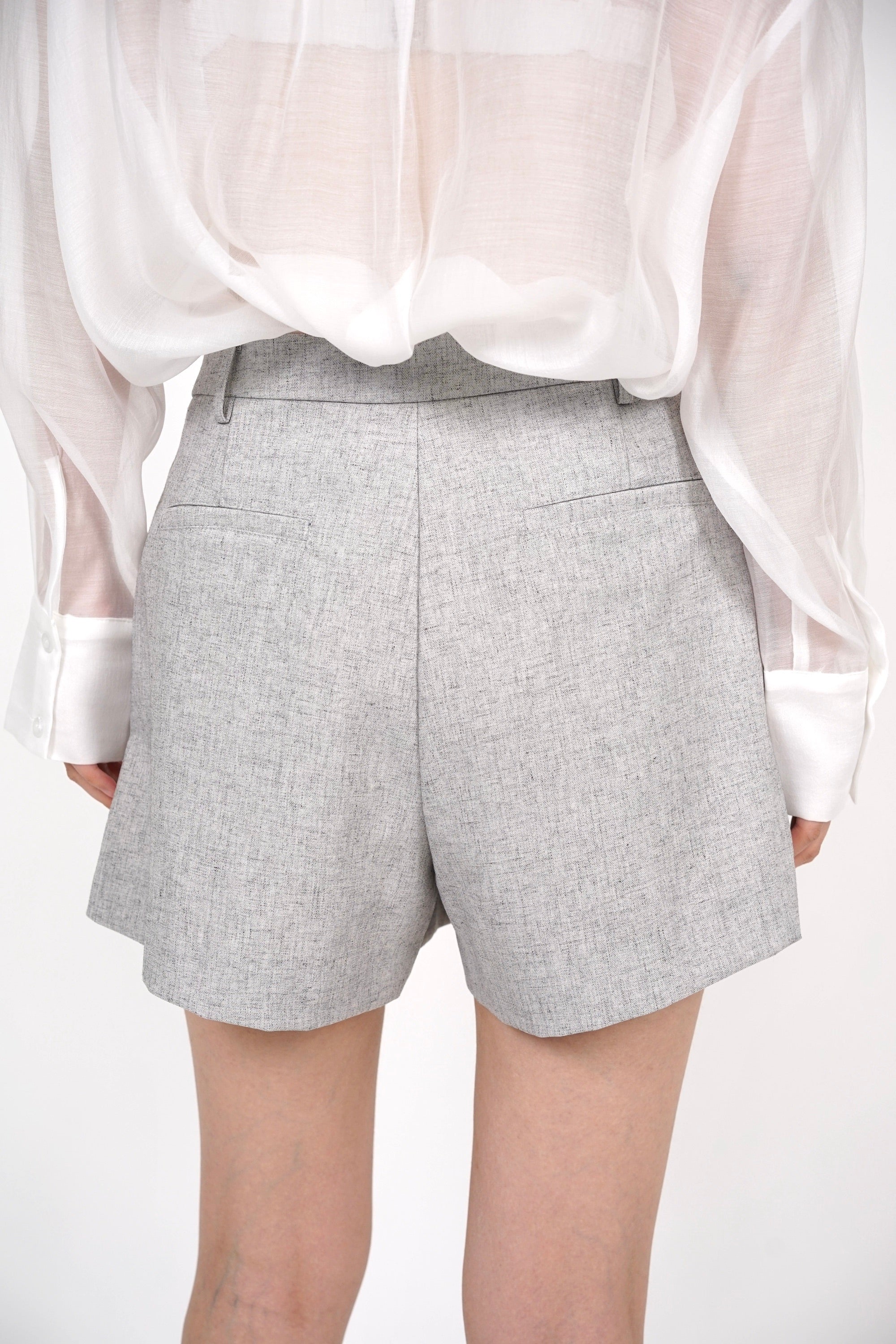 Flared Pleated Shorts in Oat
