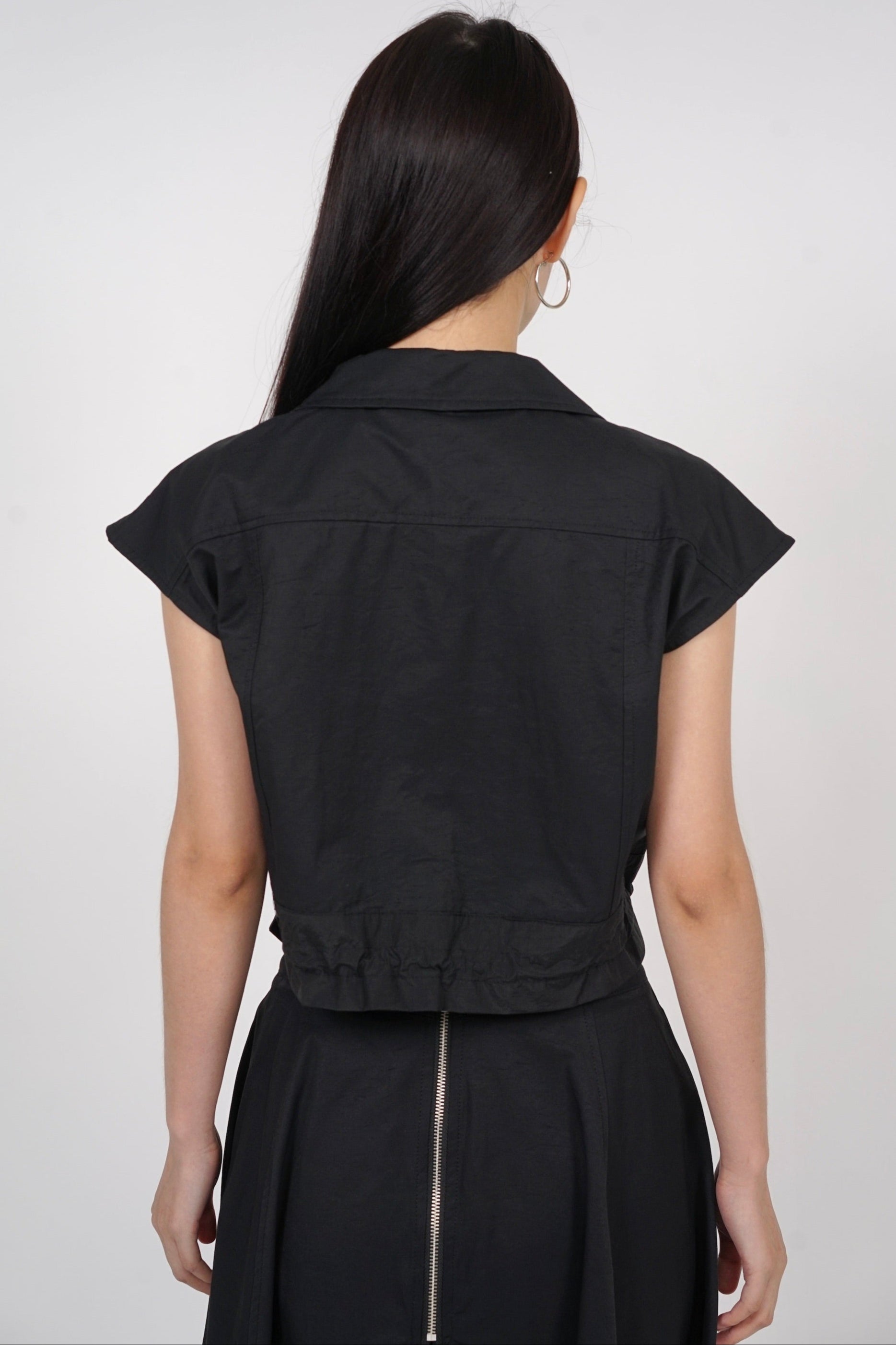 Cap Sleeve Cargo Top in Black