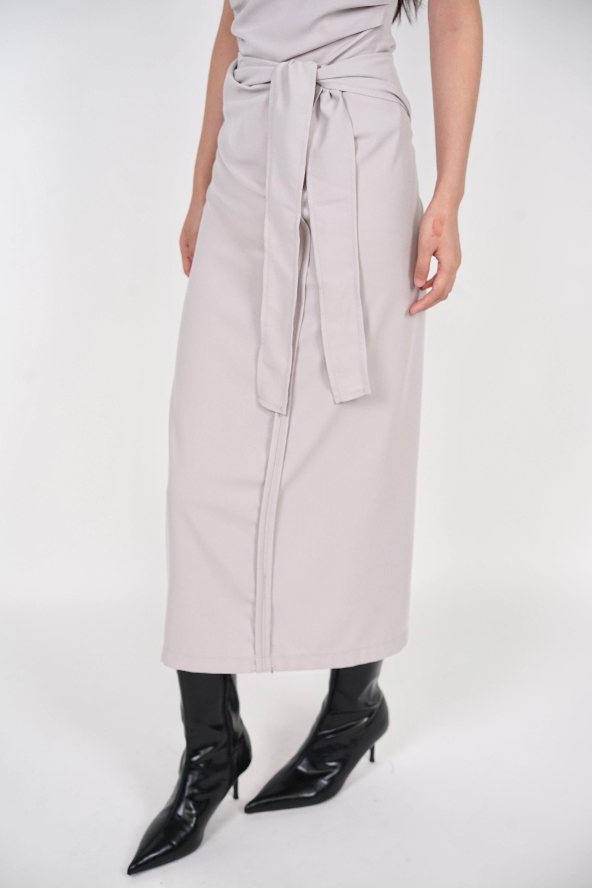 Self Tie Wrap Skirt in Gris