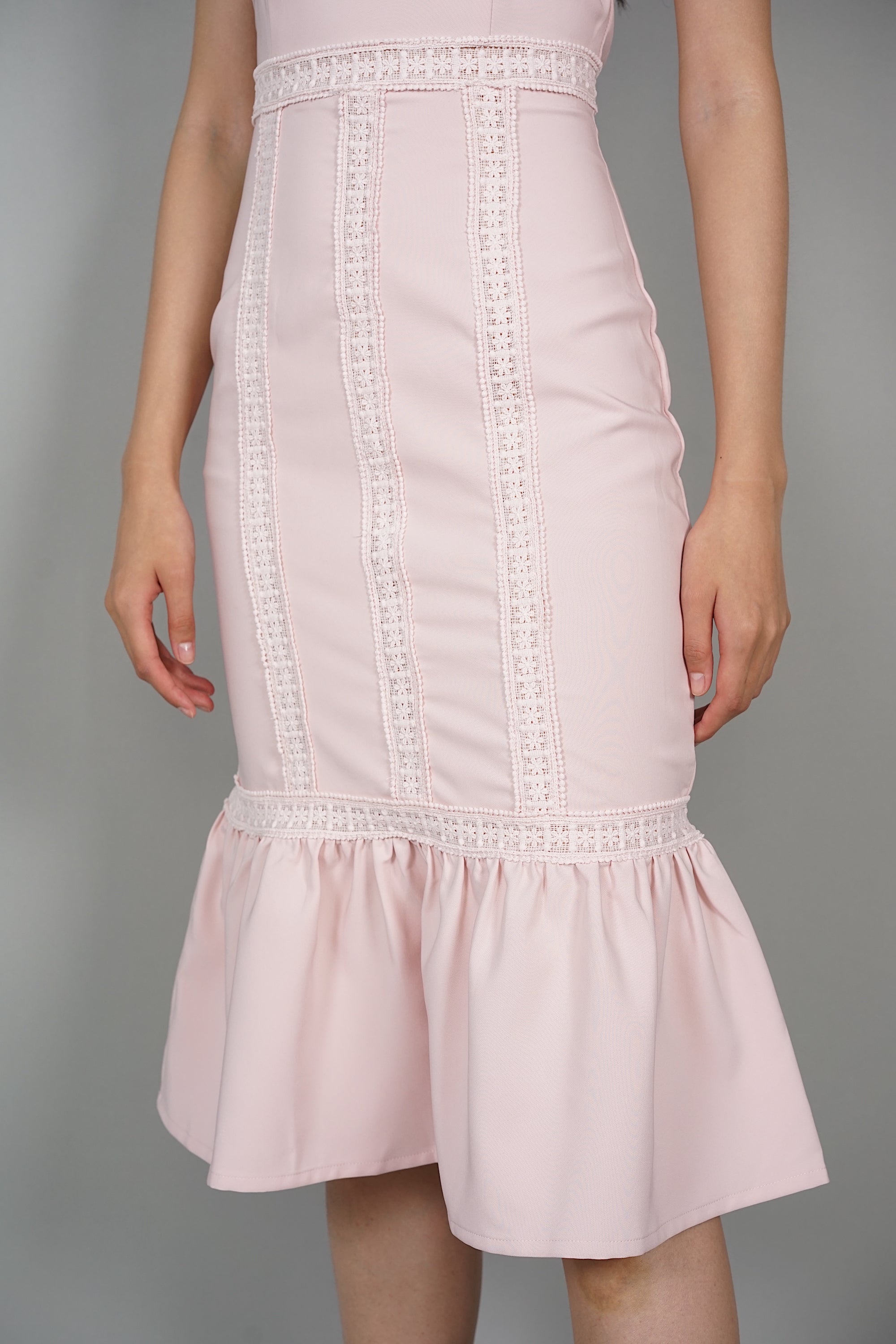 Nathalia Ruffled-Hem Dress in Powder Pink