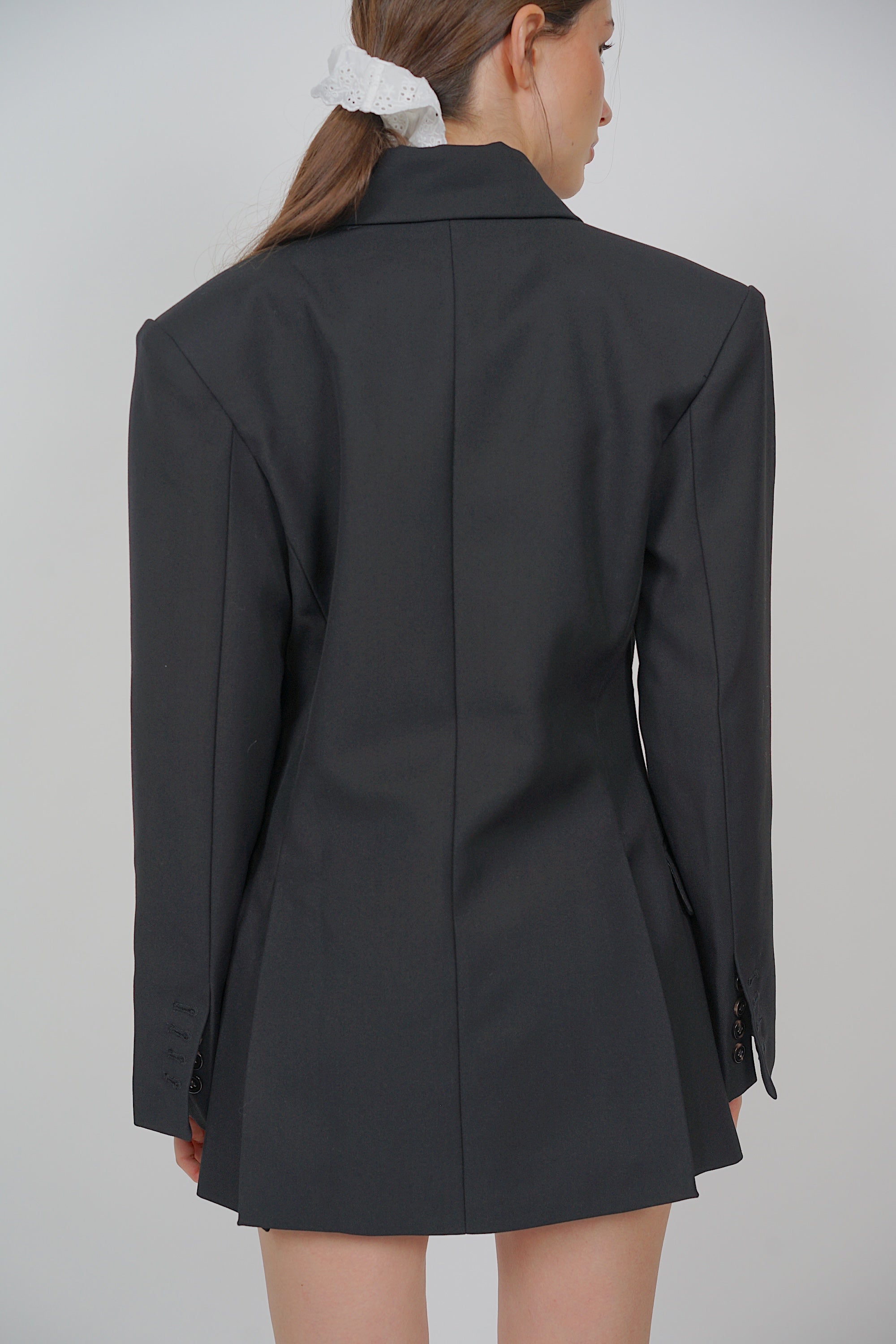 Oversized Peak Lapel Blazer in Black
