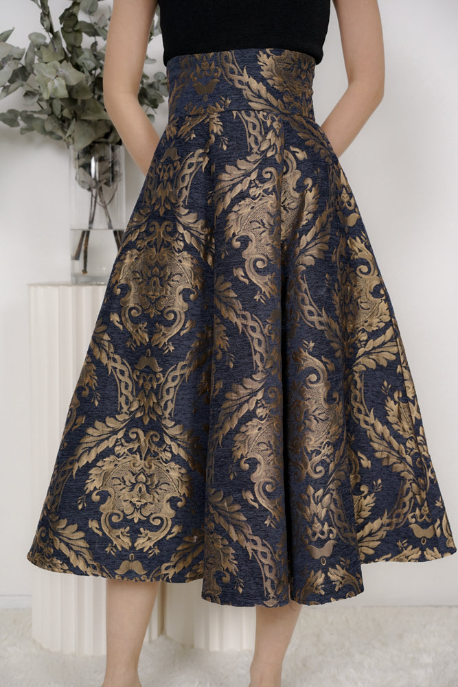 Petria Jacquard Midi Skirt in Midnight Damask