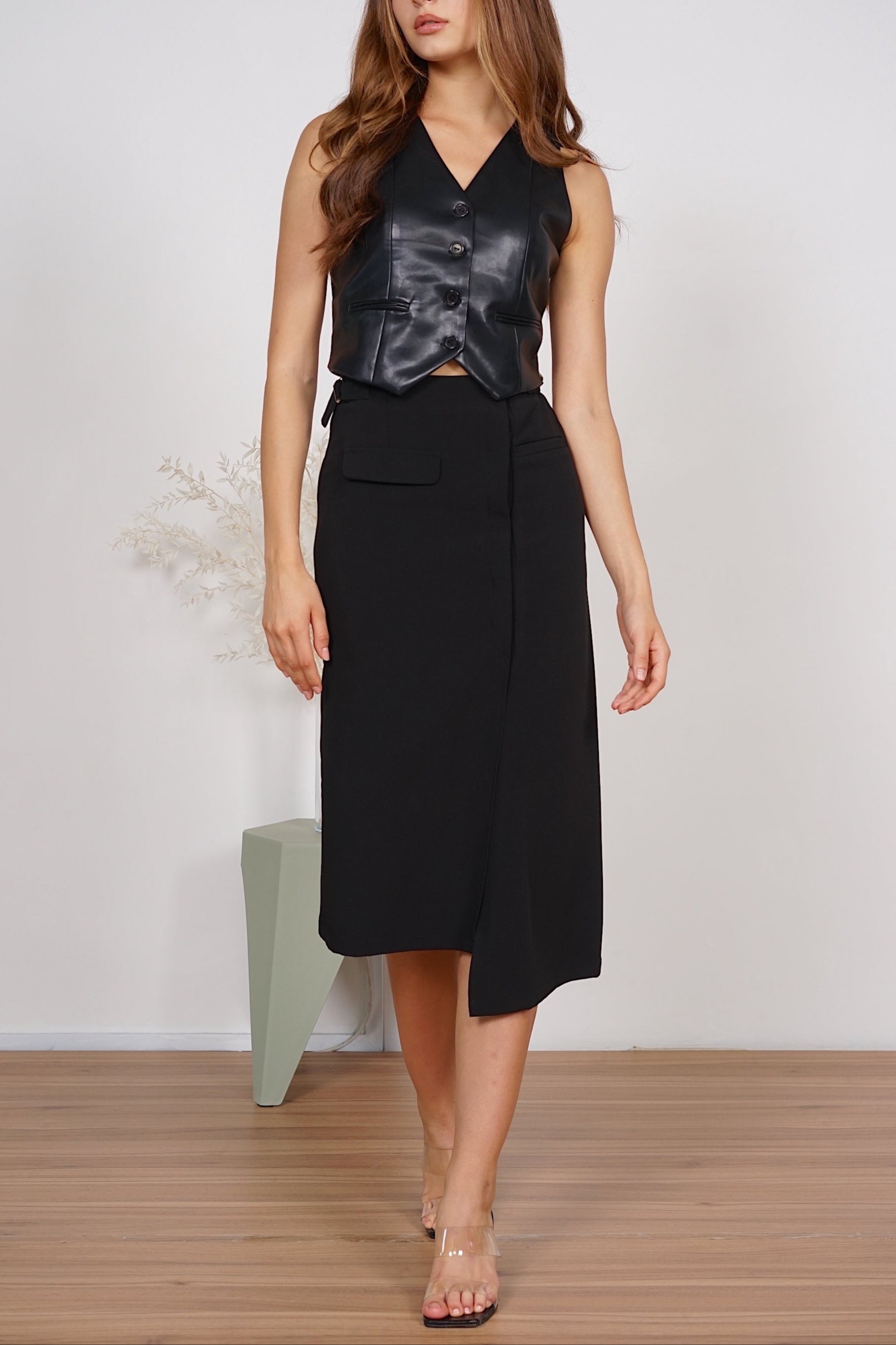 Taylor Leather Vest in Black