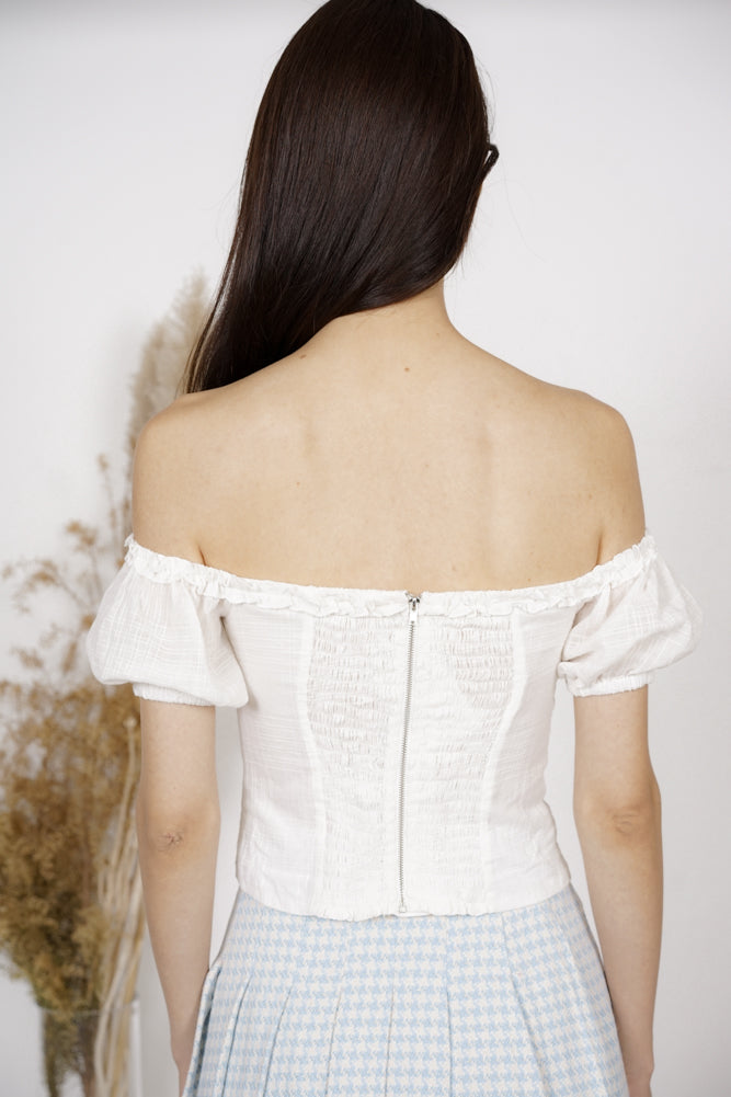 Goya Puffy Top in Off White