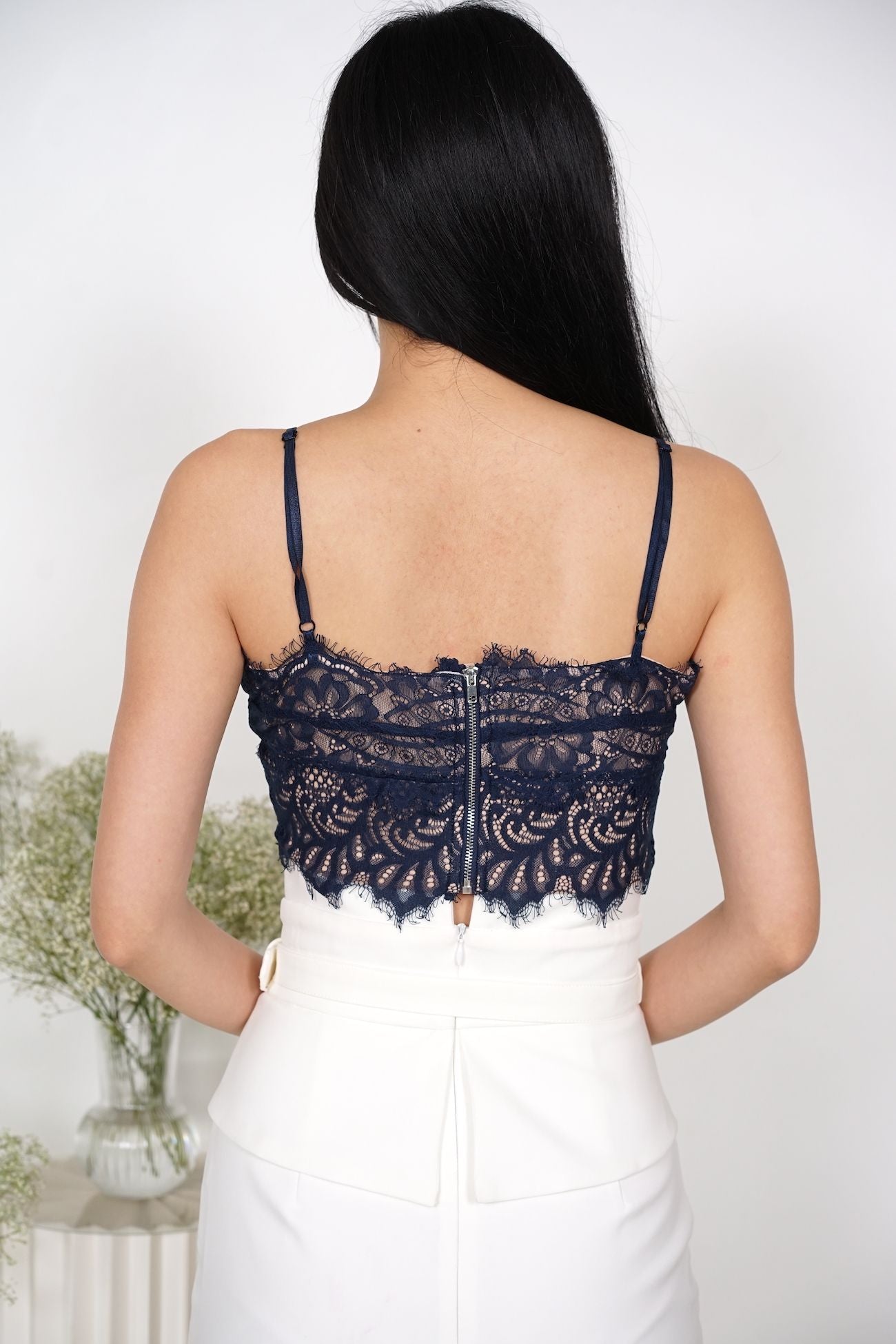 Wellis Lace Top in Midnight