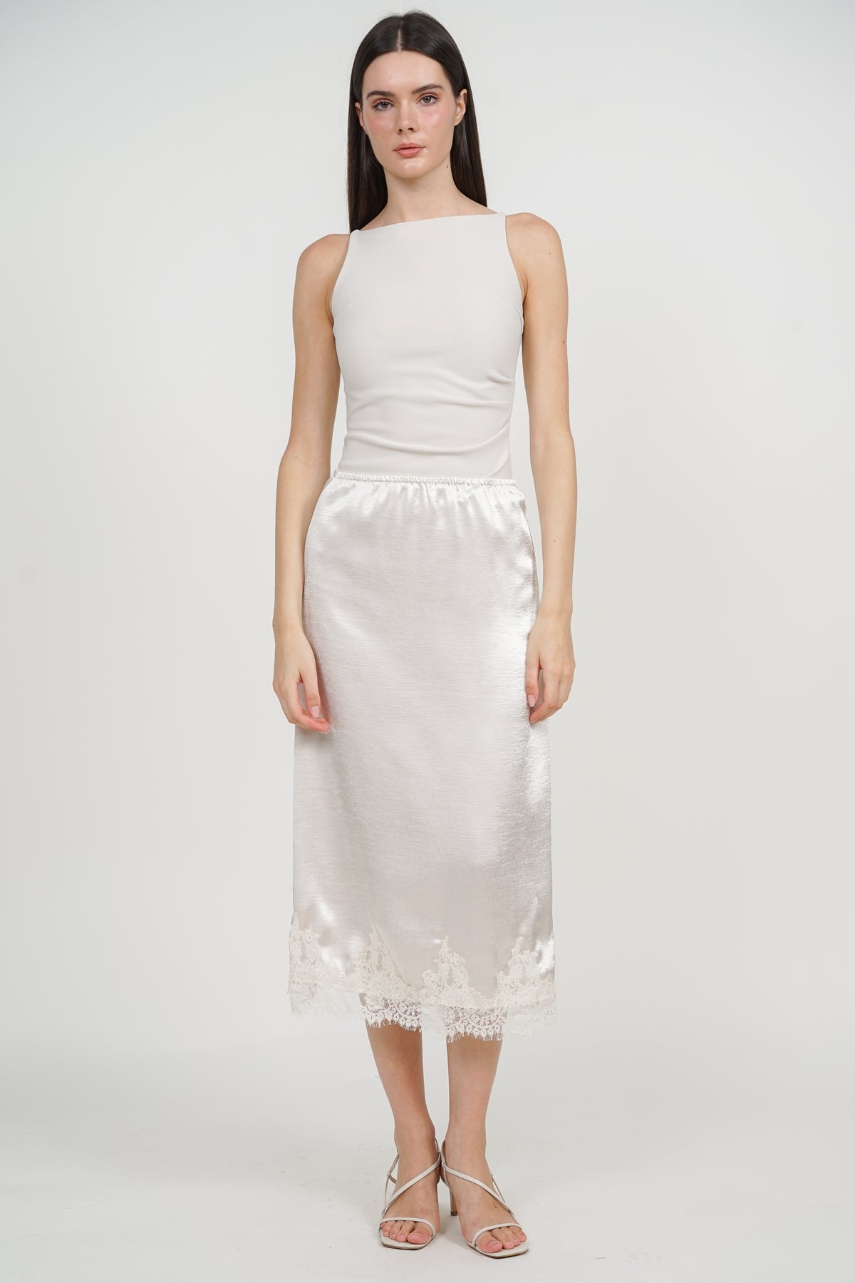 Slip On Patchwork Lace Skirt in Champagne