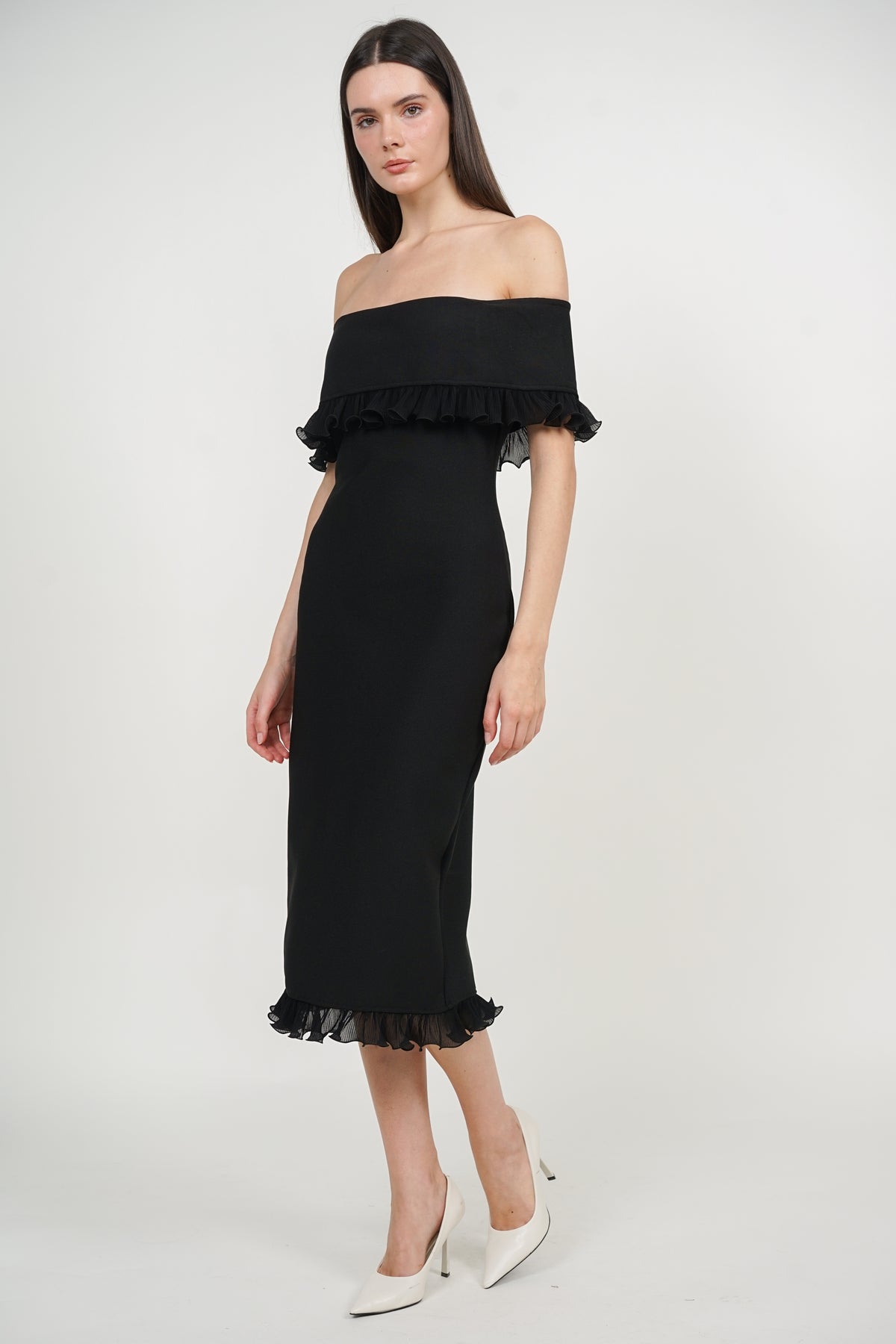 Off-Shoulder Ruffled Frill-Hem Dress in Black