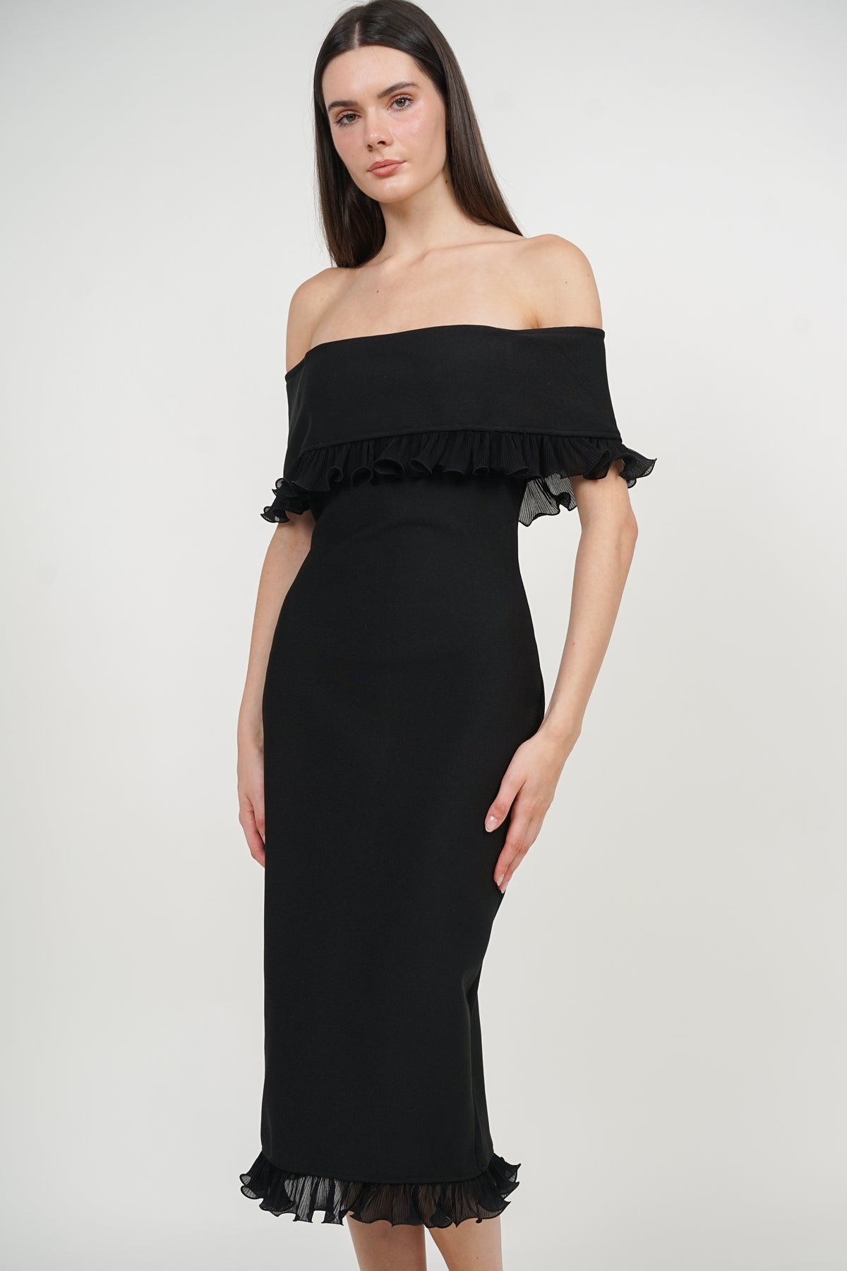 Off-Shoulder Ruffled Frill-Hem Dress in Black