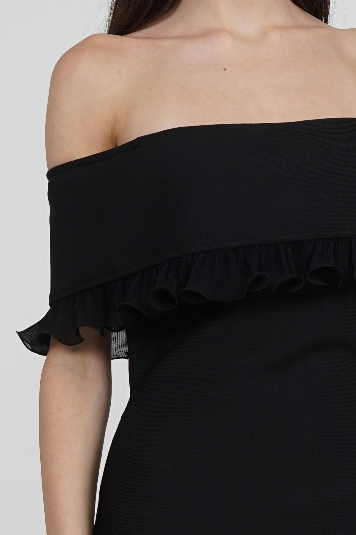 Off-Shoulder Ruffled Frill-Hem Dress in Black