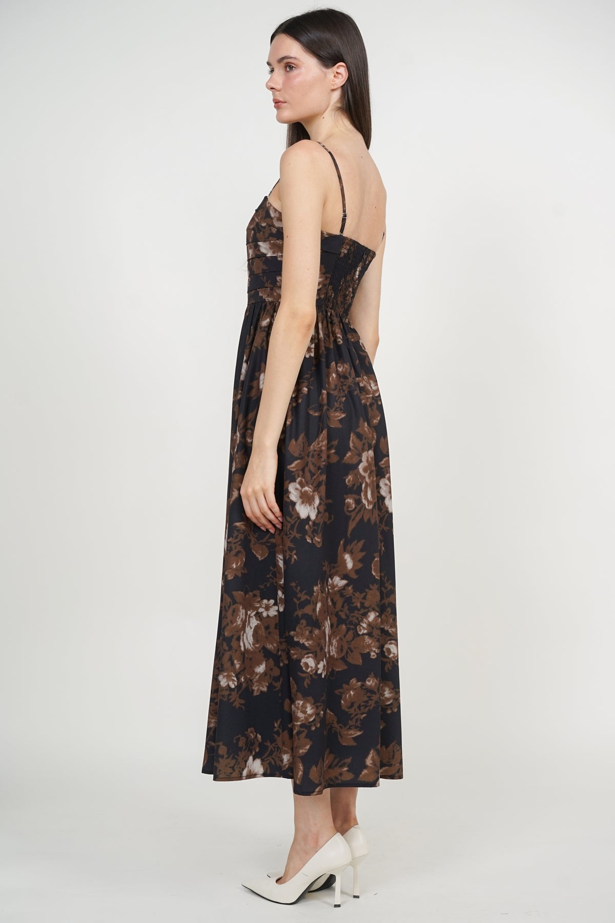 Maxi Pleated Flare Dress in Black Floral