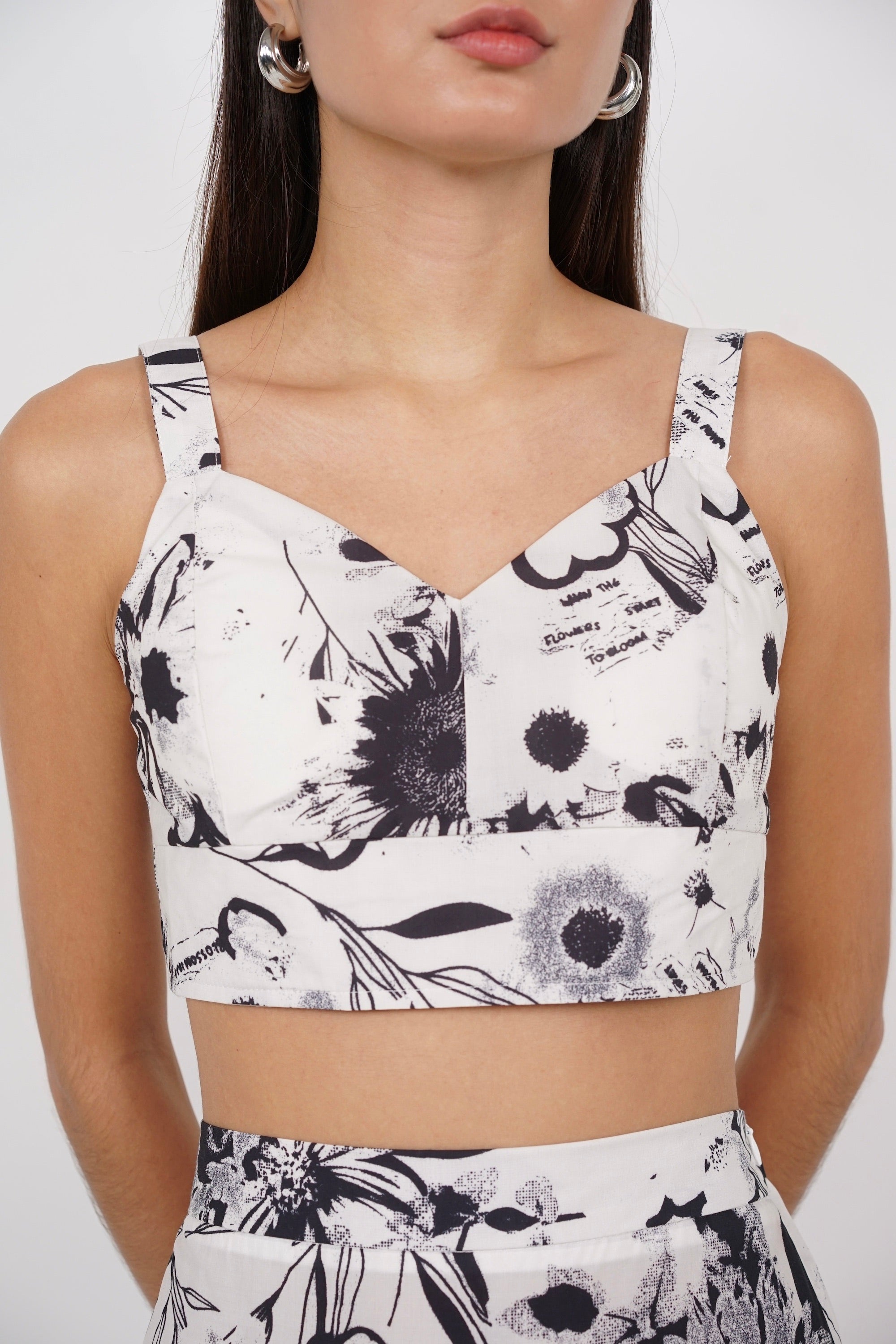 Padded Crop Top in White Floral