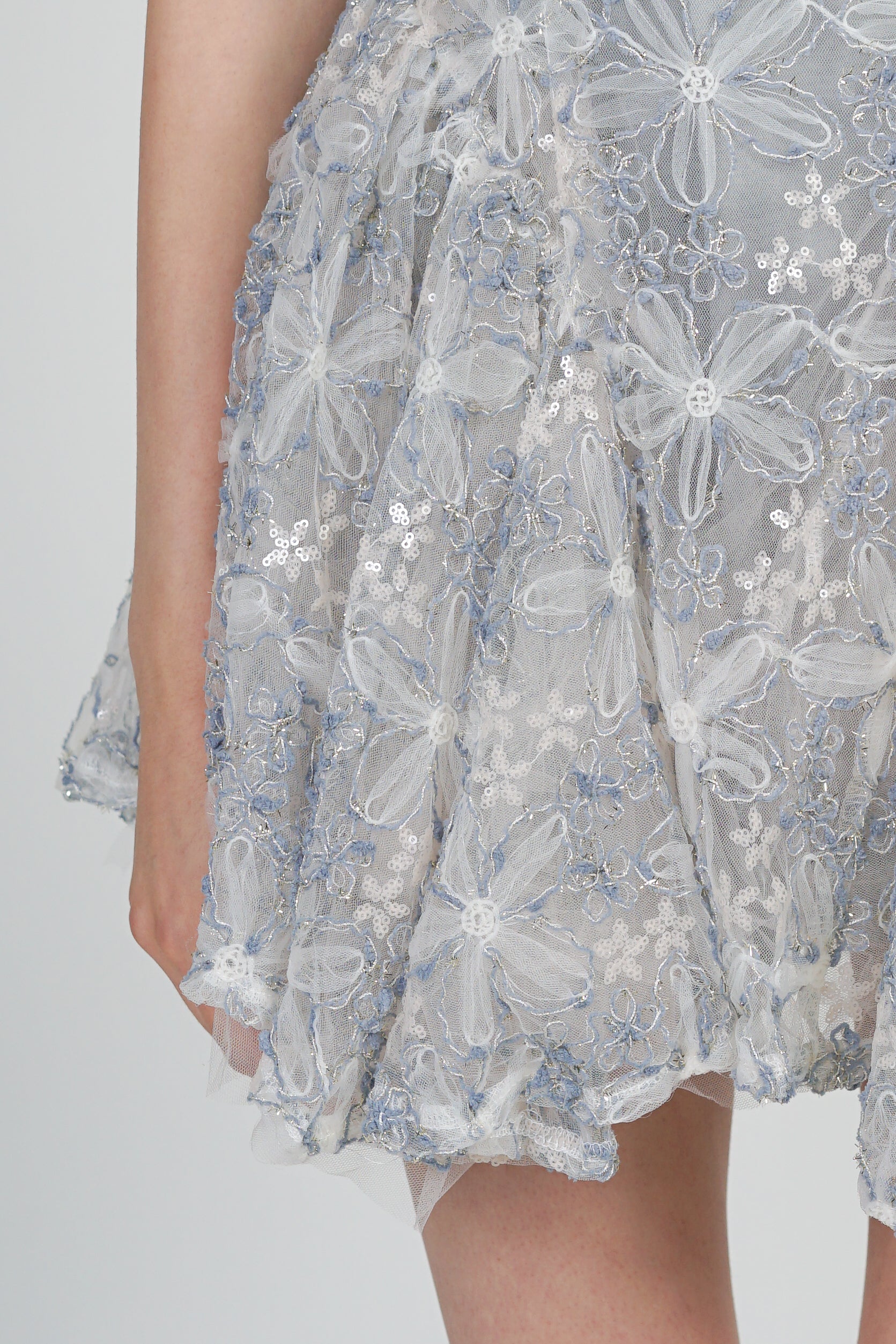 Sleeveless Side Pleated Lace Mini Dress in Blue