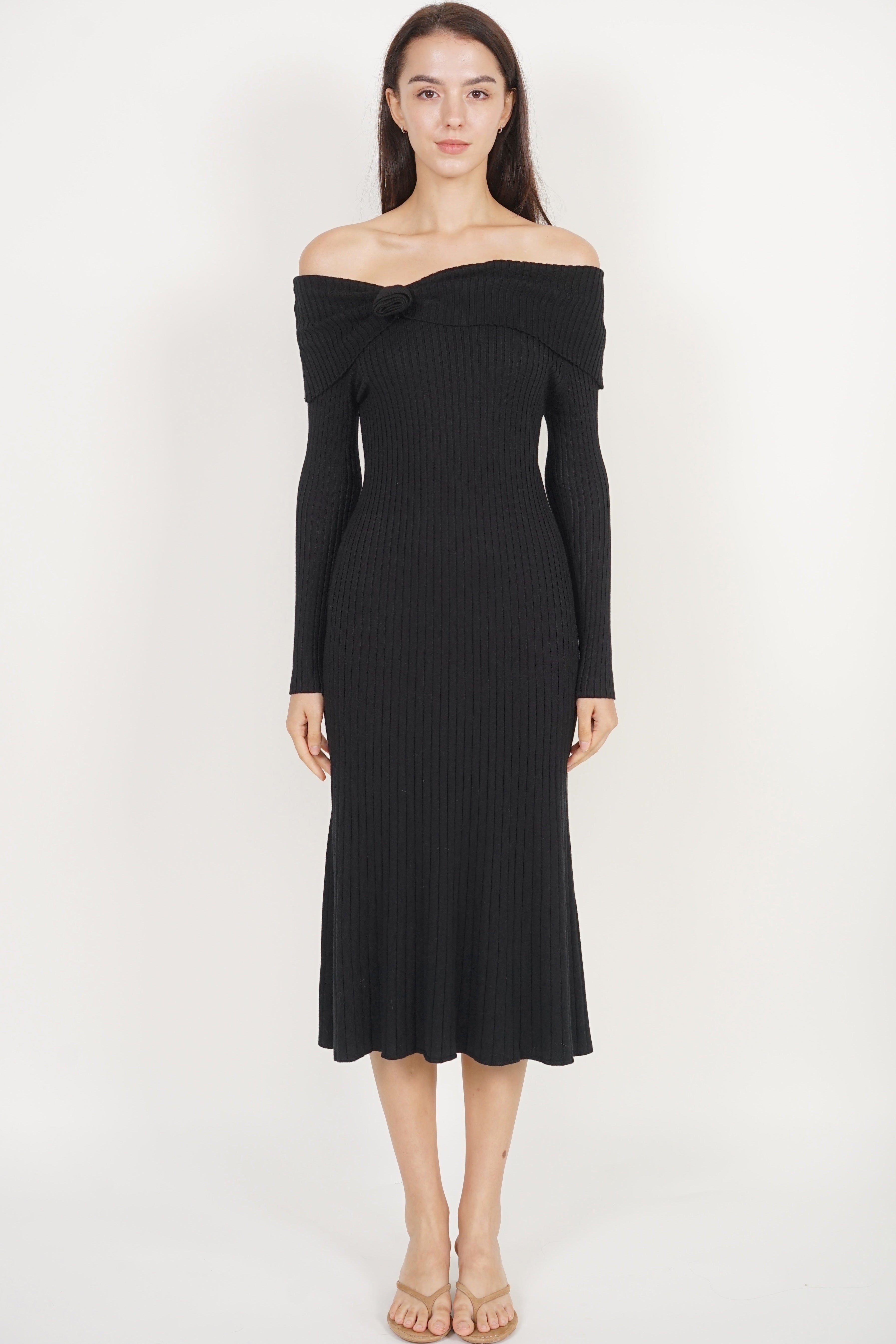Off-shoulder Long Sleeve Knit Dress in Black