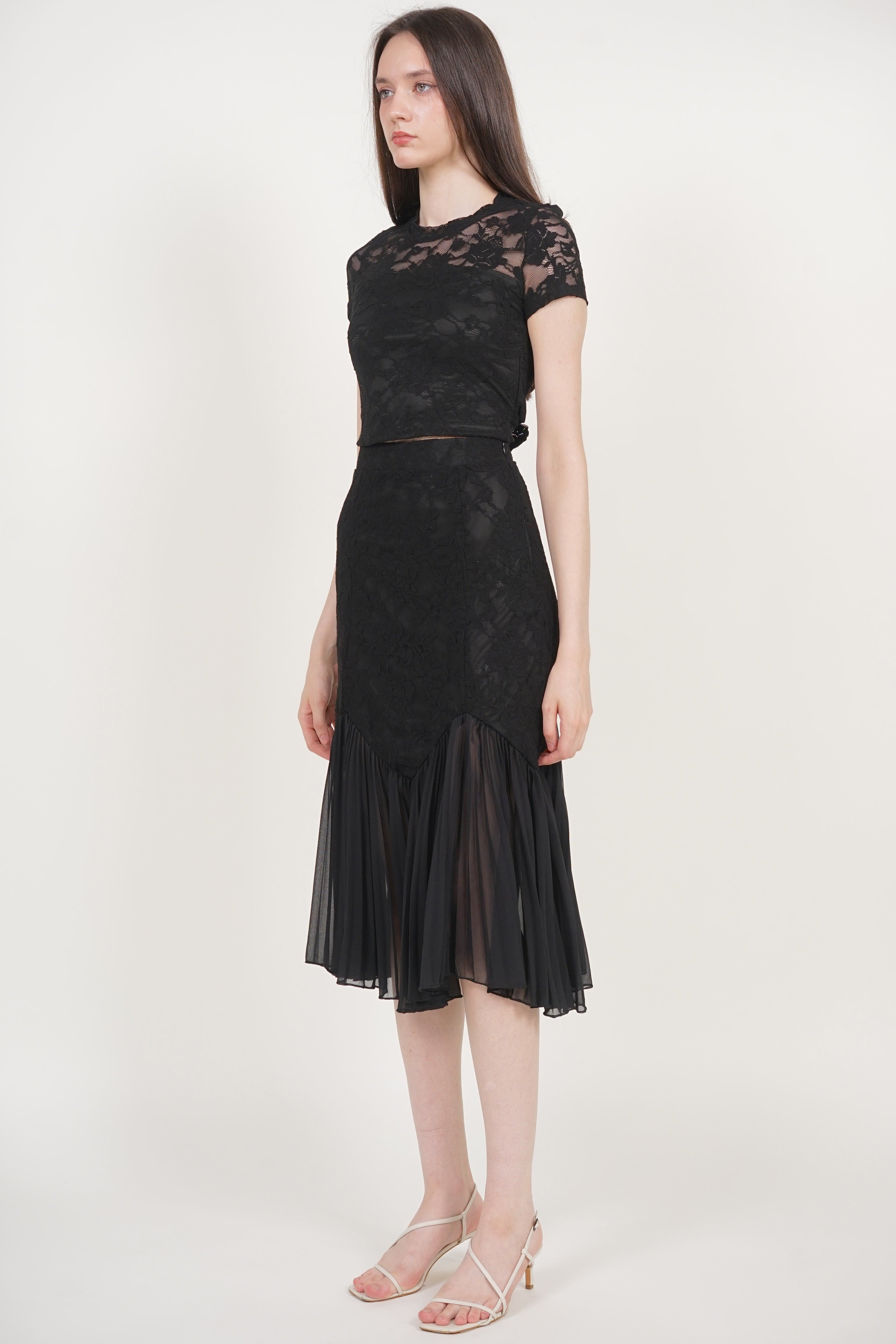 Flowy Pleated Skirt in Black Lace
