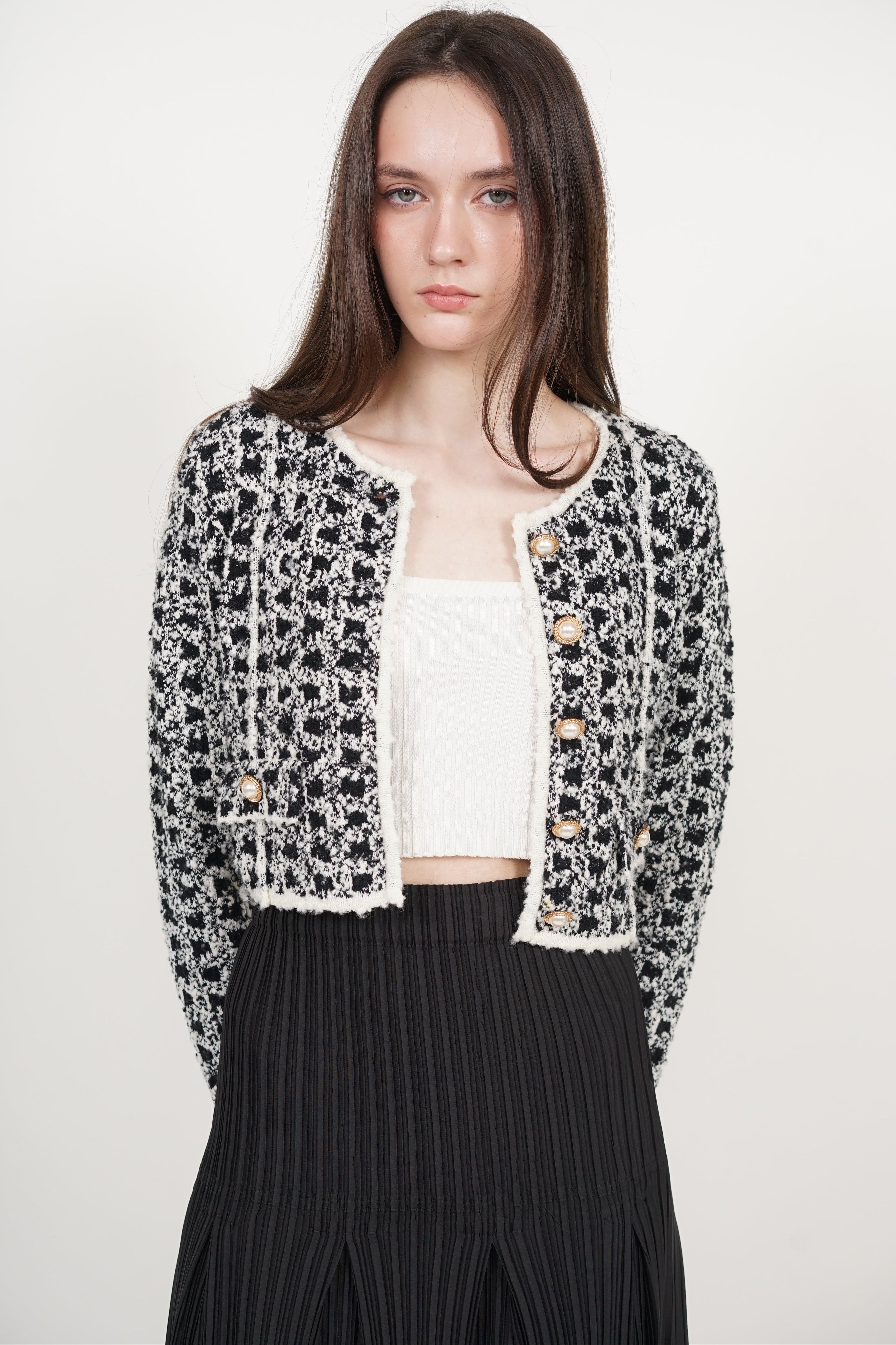 Pearl Button Knit Jacket in Black White