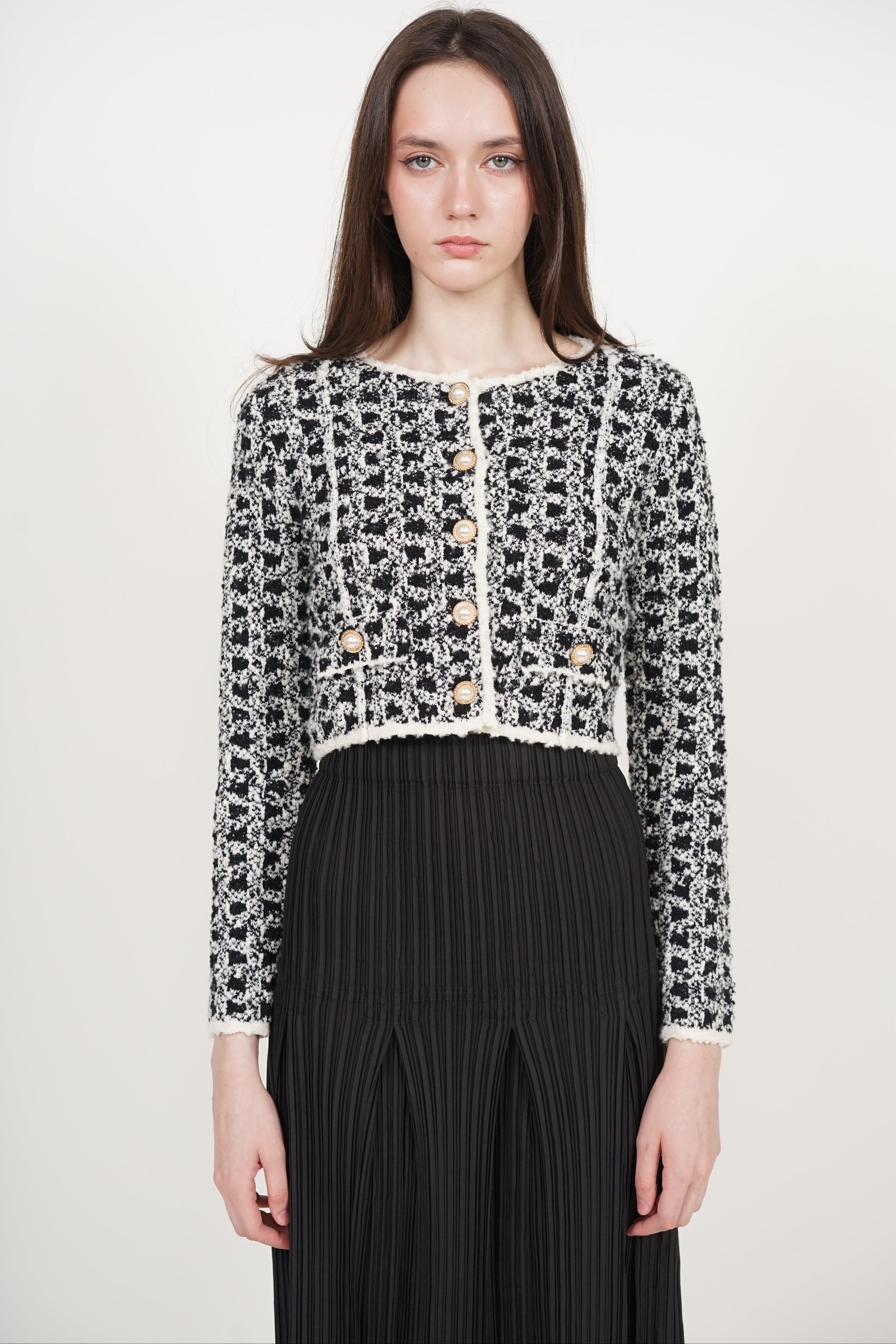 Pearl Button Knit Jacket in Black White