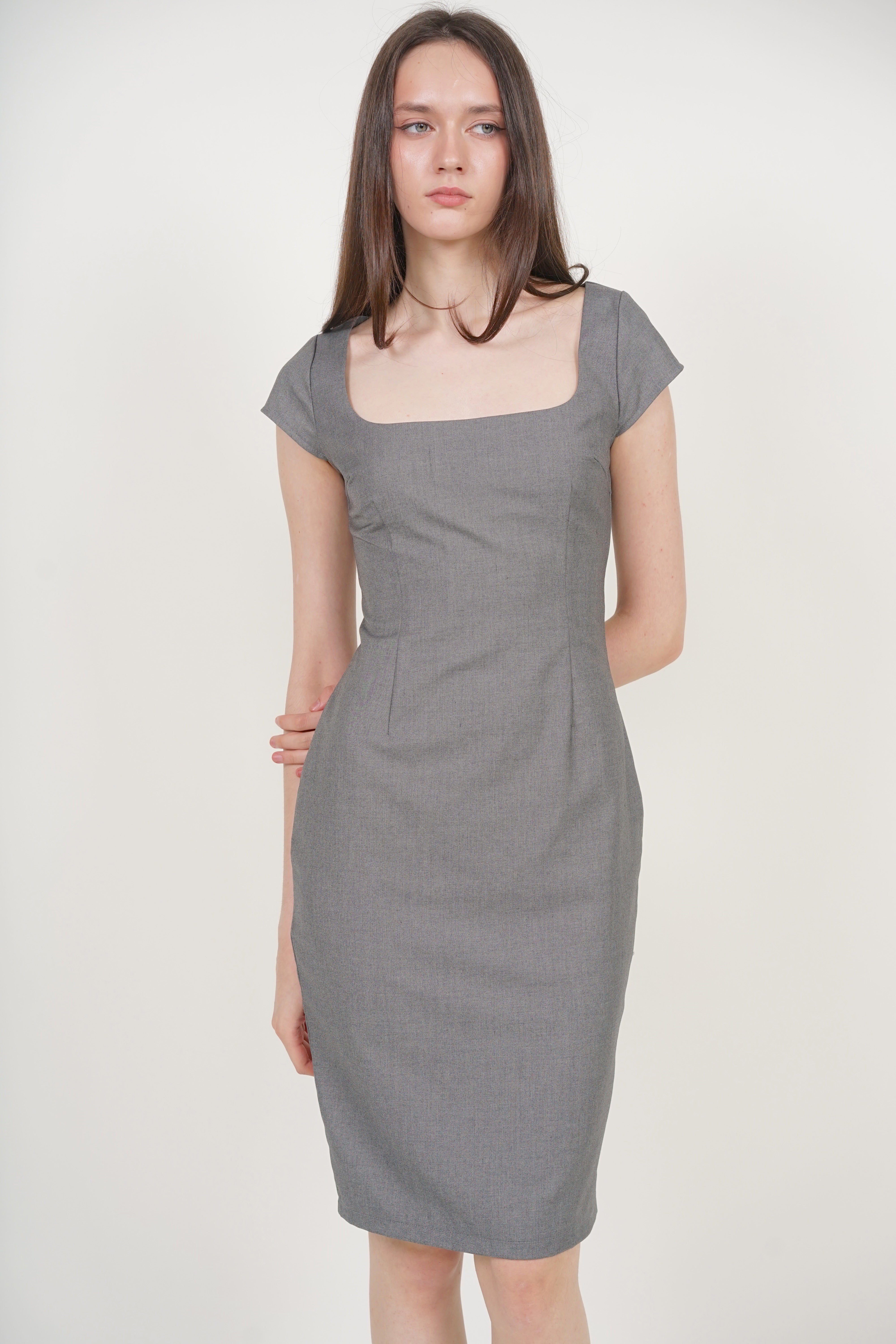 Cap Sleeve Midi Dress in Grey