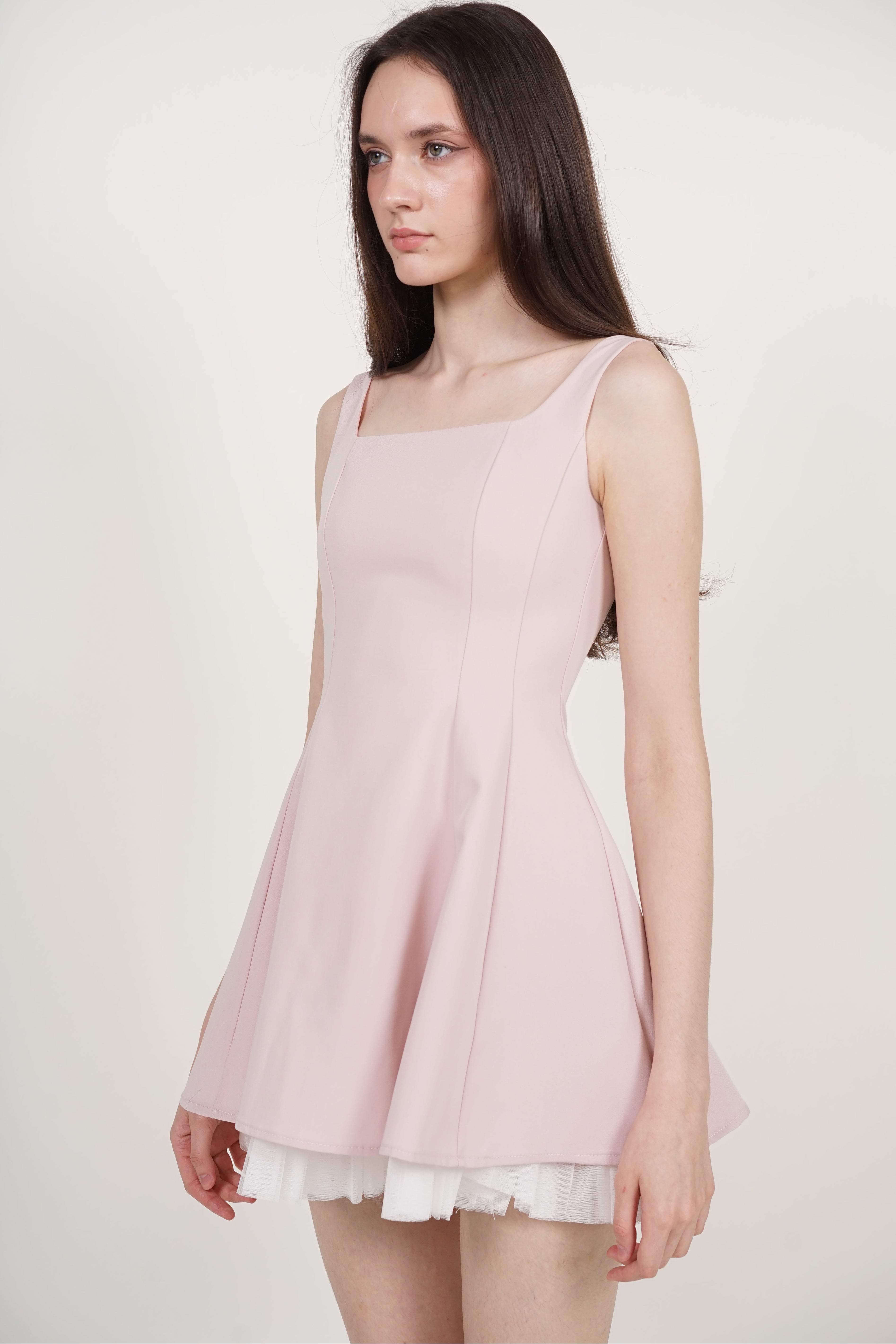 Sleeveless Contrast Mini Dress in Pink