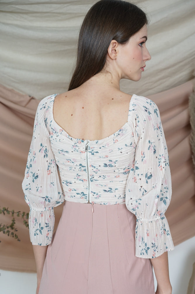 Jiena Gathered Top in Off White