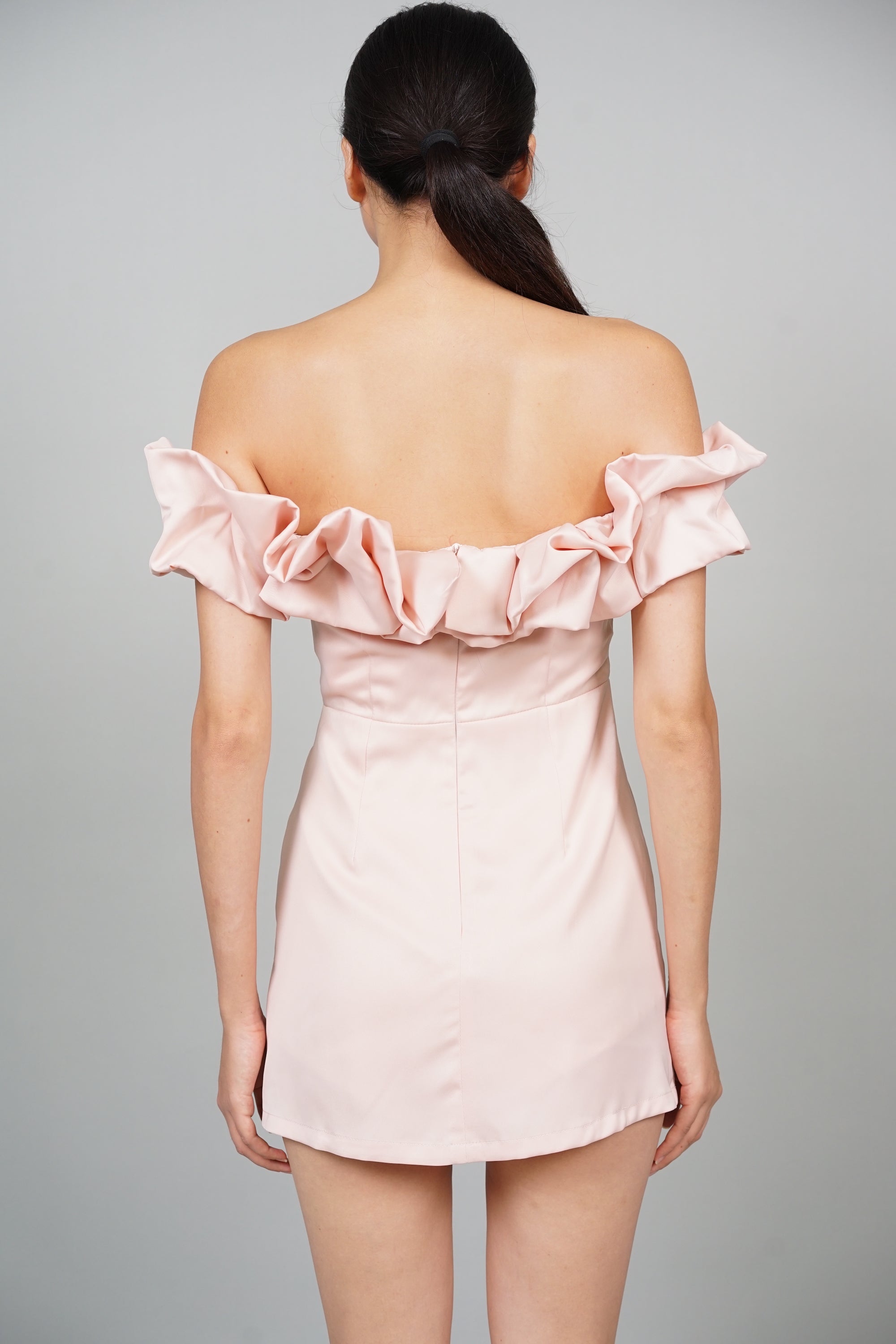 Nalla Ruffled Puffy Romper in Pink