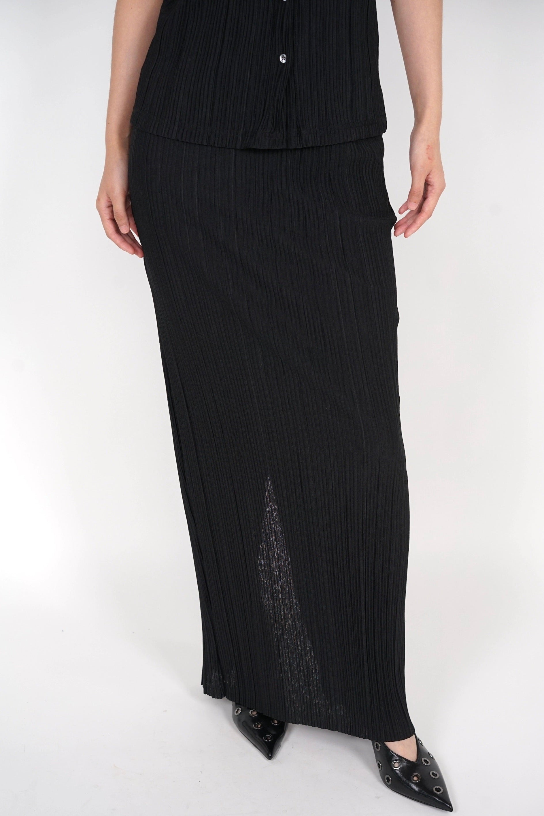 Plisse Pleated Skirt in Black